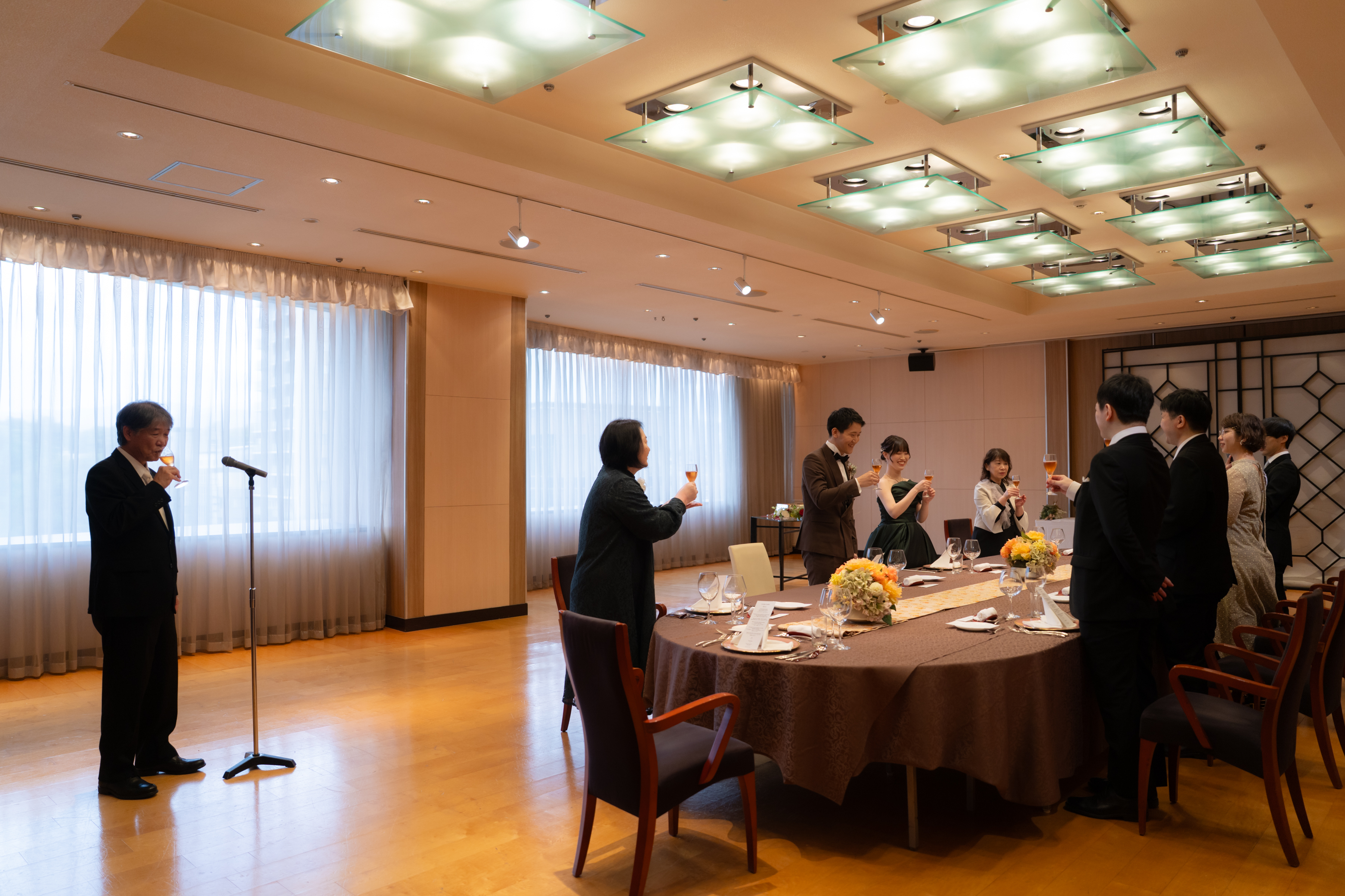 家族だけで温かな結婚式~会食~