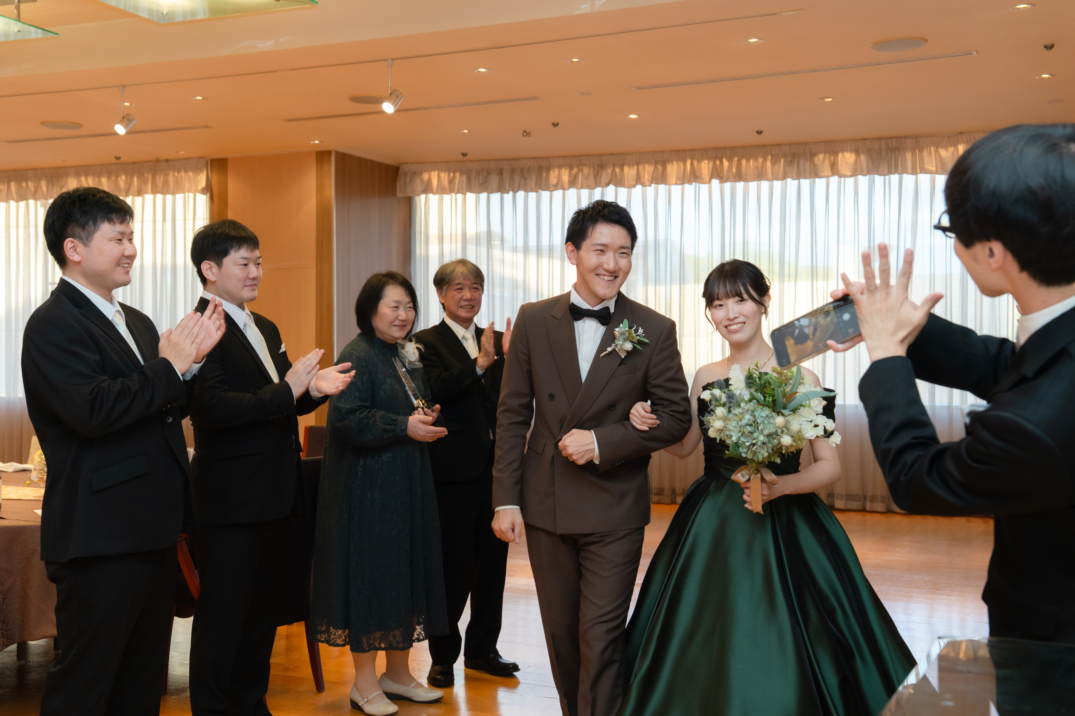 家族だけで温かな結婚式~会食~