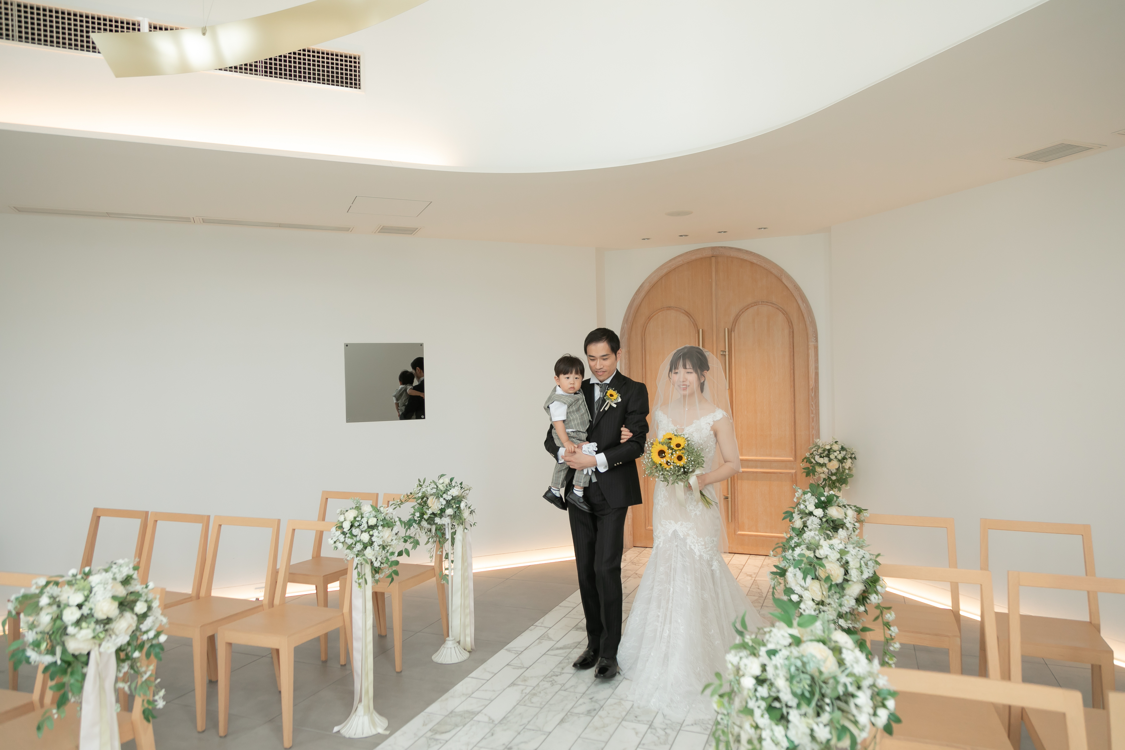 ゲスト無し!パパとママとぼく3人で結婚式