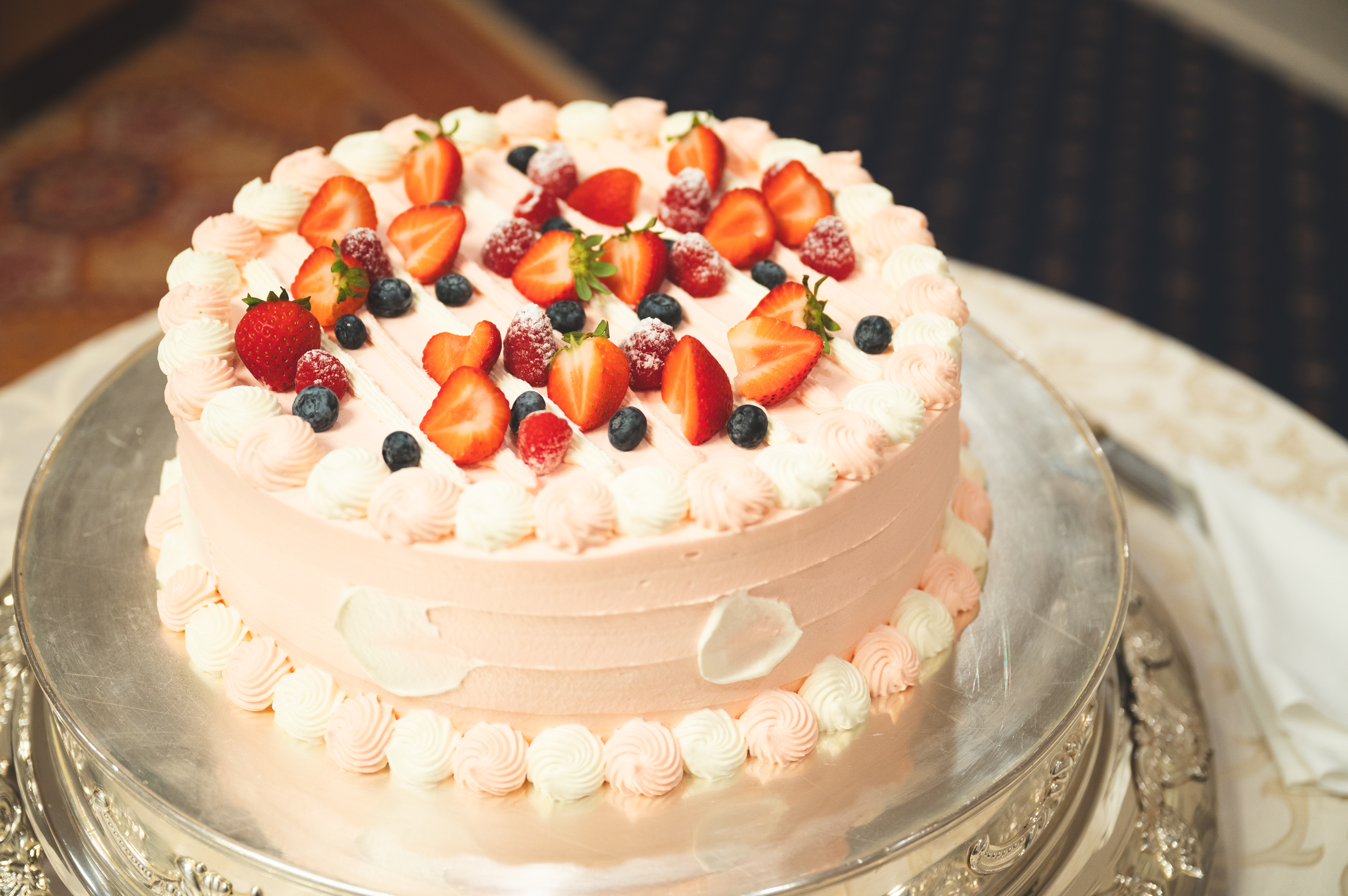 ＊*歴史あるホテルオークラで会食*＊