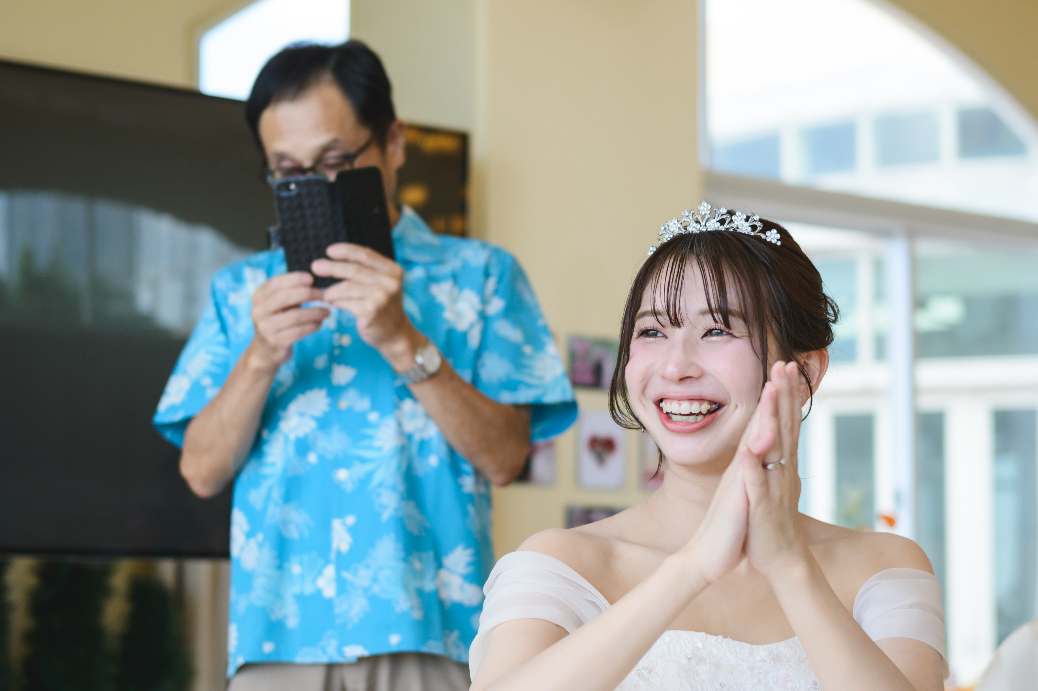 海をバックに！母・息子で奏でるスペシャルステージ