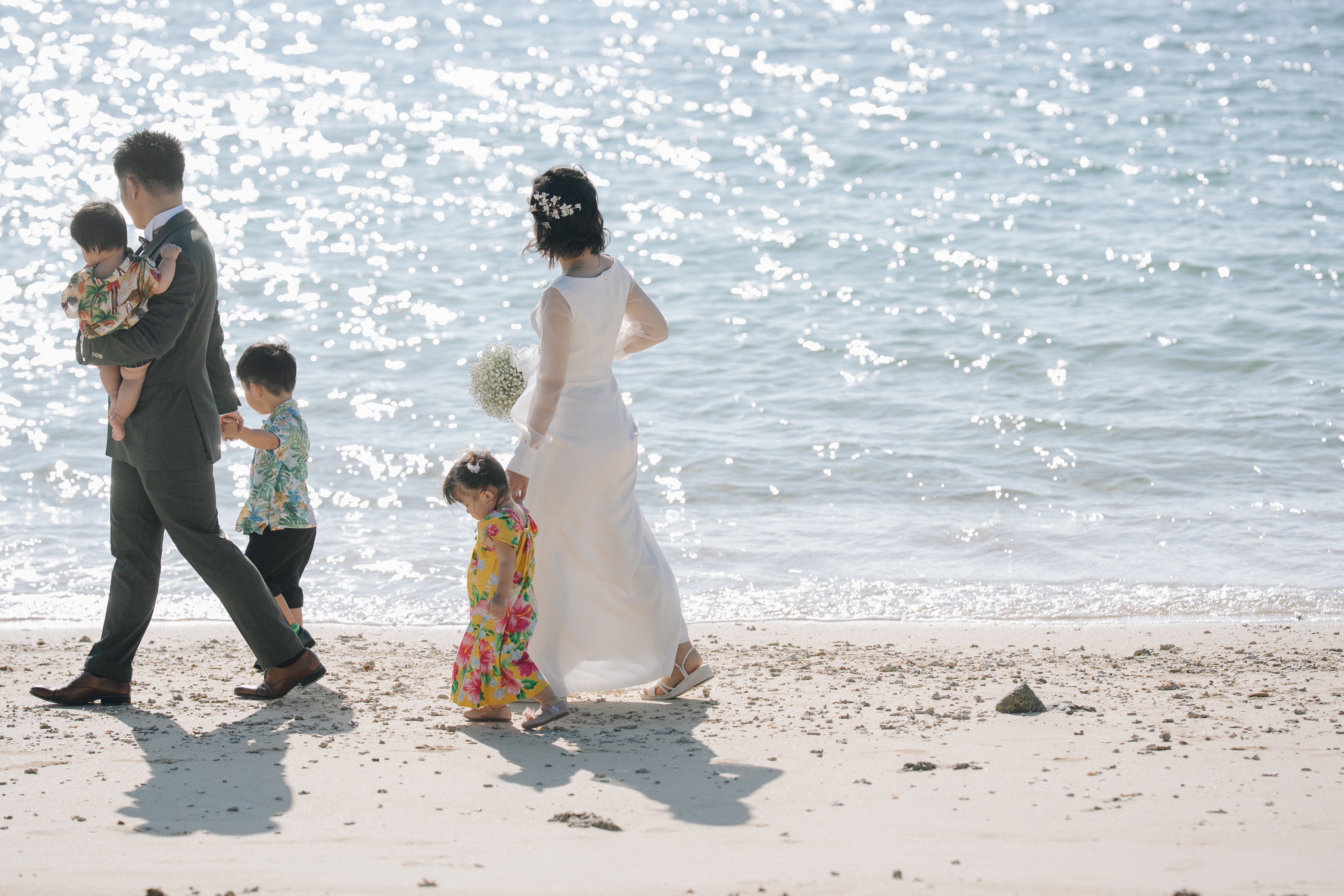 挙式の前に、家族の特別な時間。絆を感じるファミリーフォト