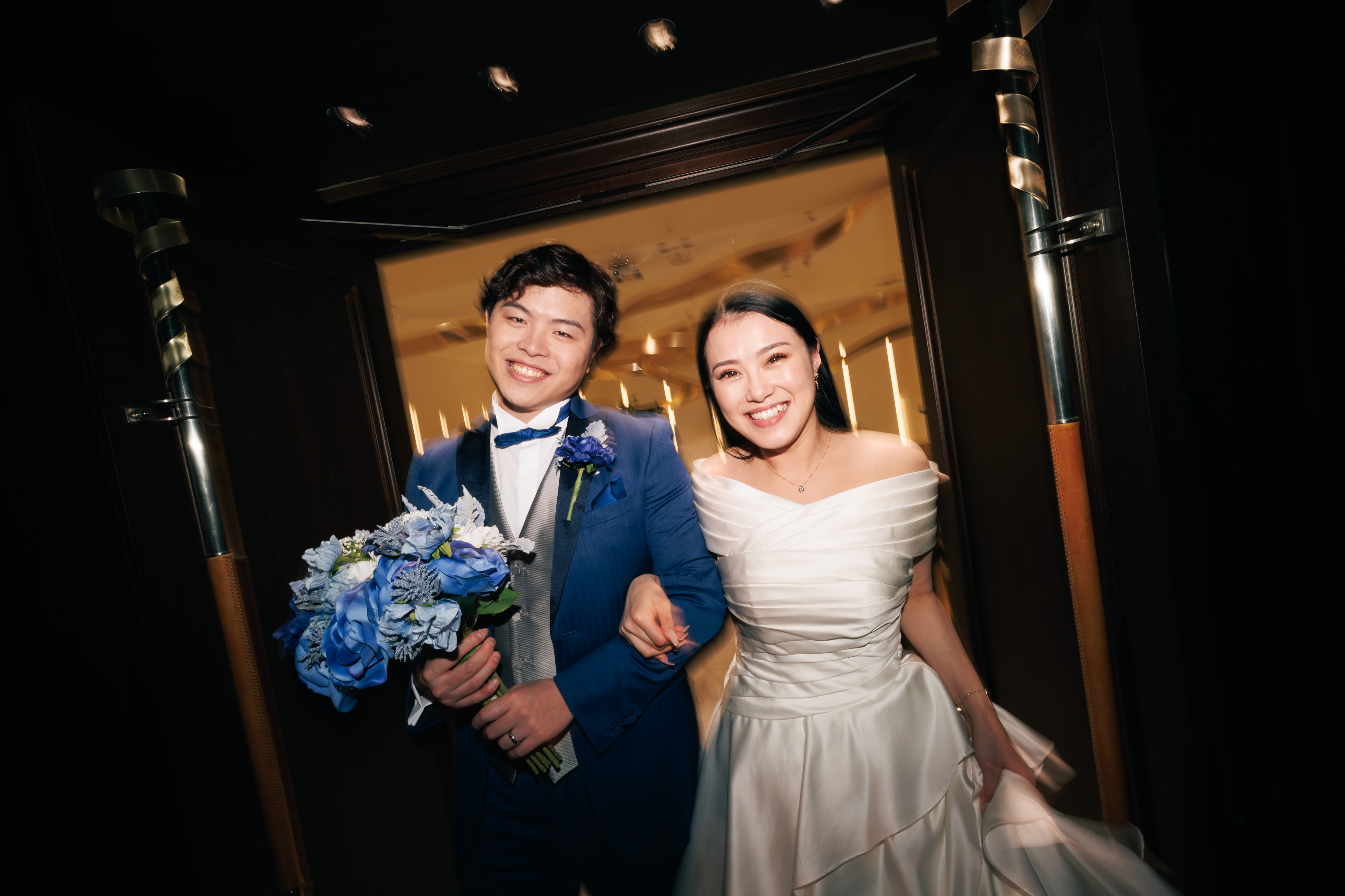 ペットと新郎新婦お二人だけの結婚式をご紹介?(挙式後・アフタースナップ撮影)