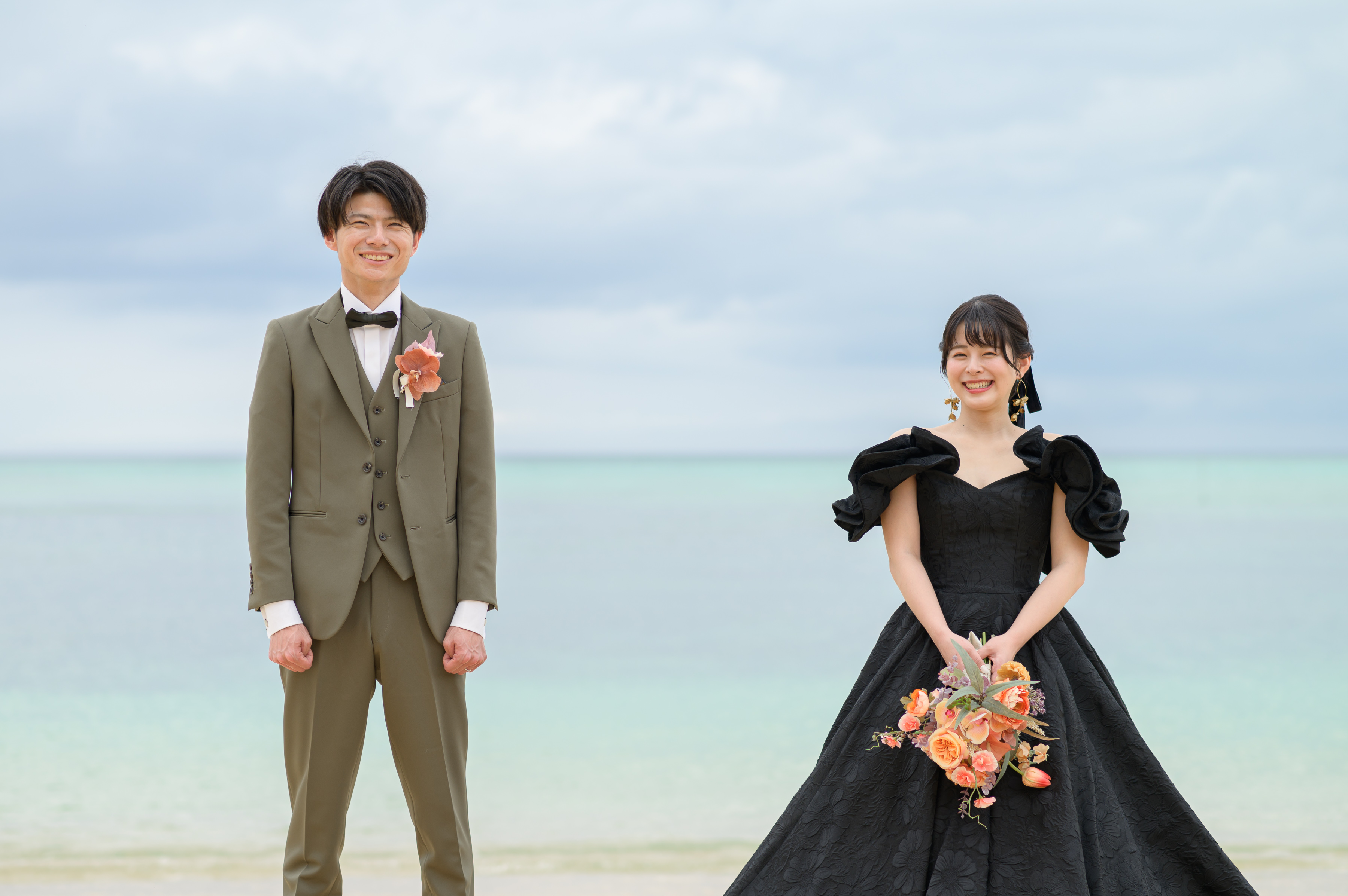沖縄リザン・ル・アンジュマリー教会 プレゼント挙式♪