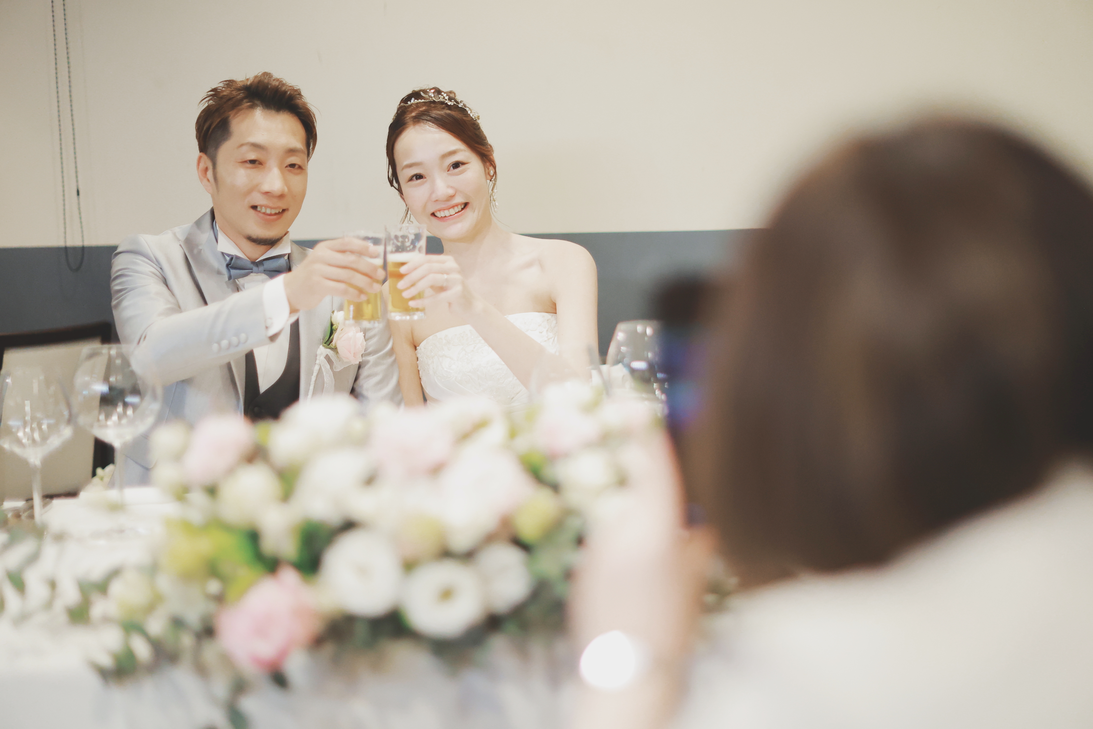 結婚式の後に、家族でレストランでパーティー♪