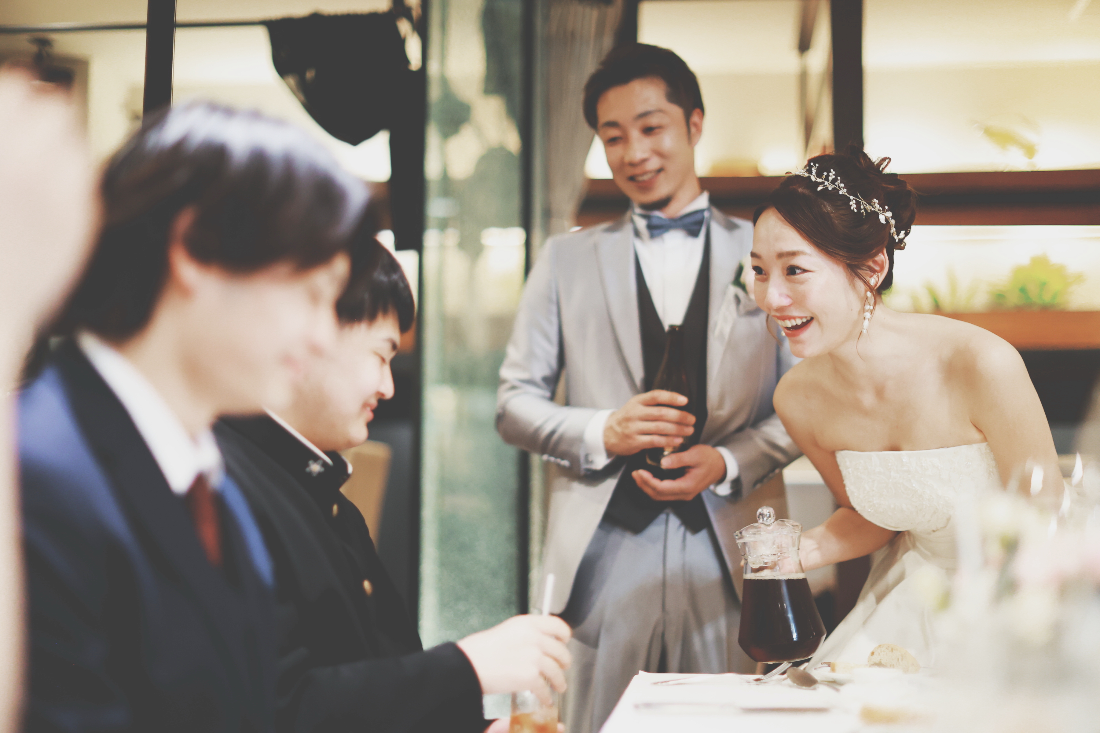 結婚式の後に、家族でレストランでパーティー♪