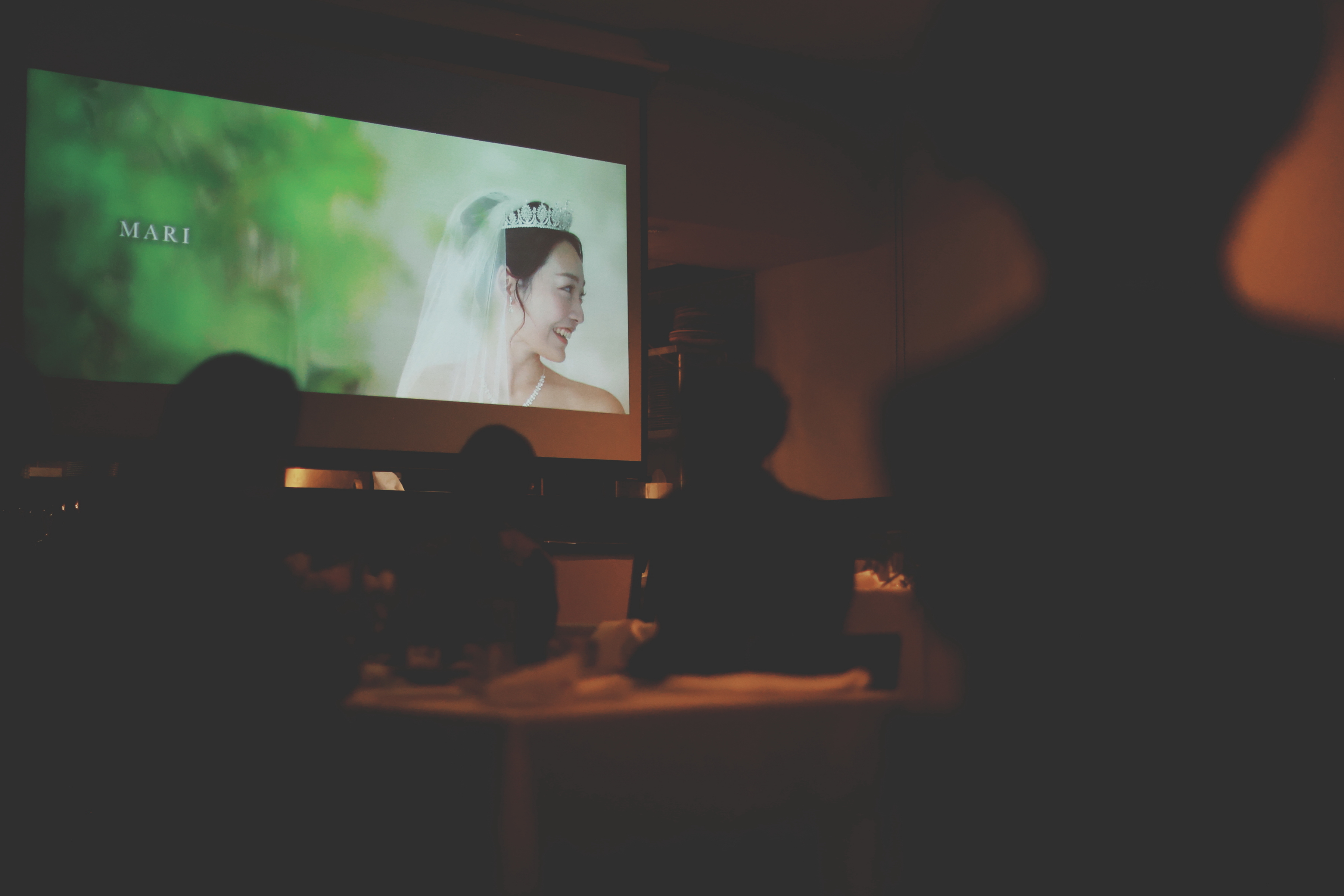 結婚式の後に、家族でレストランでパーティー♪