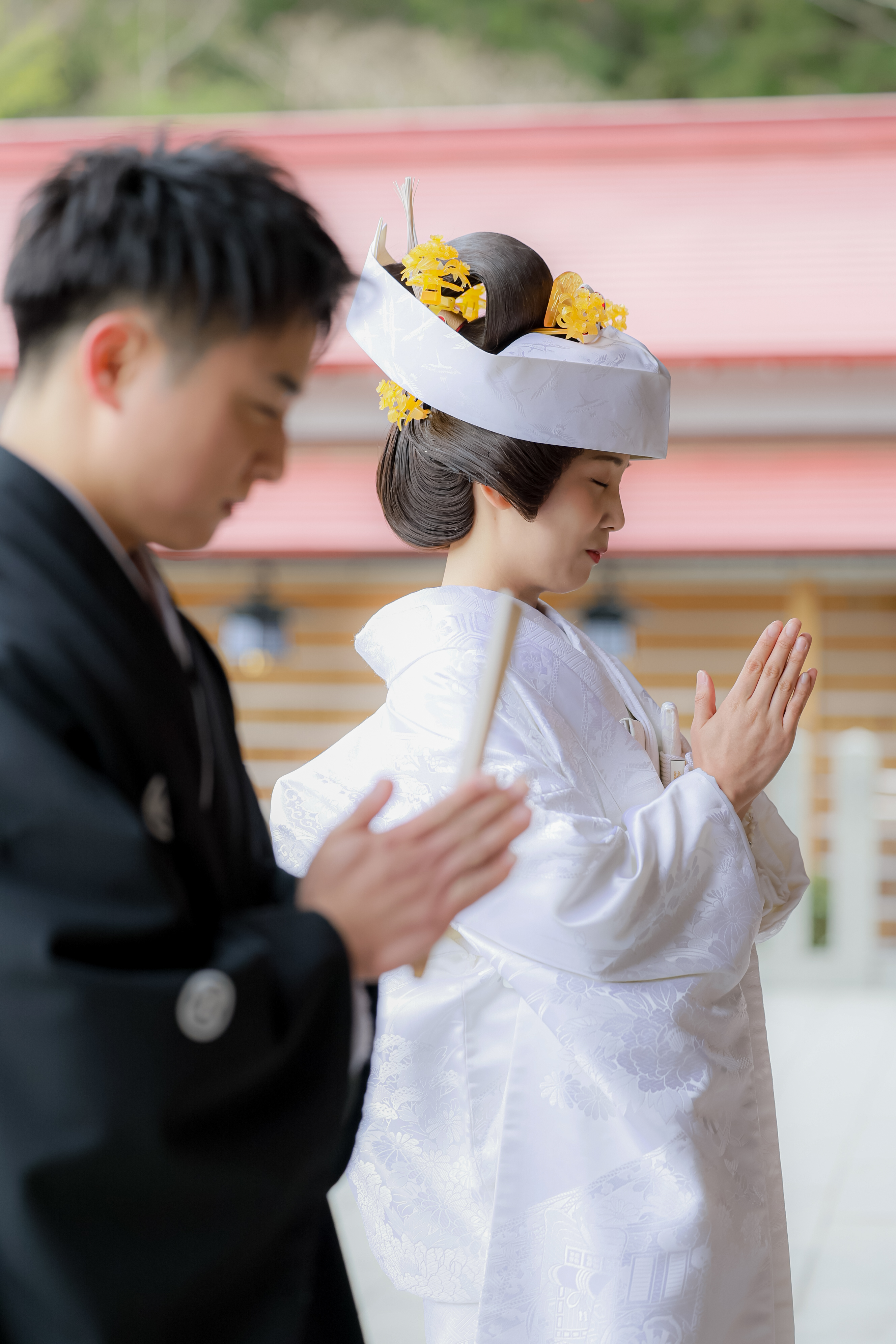 桜感じる神社での結婚式