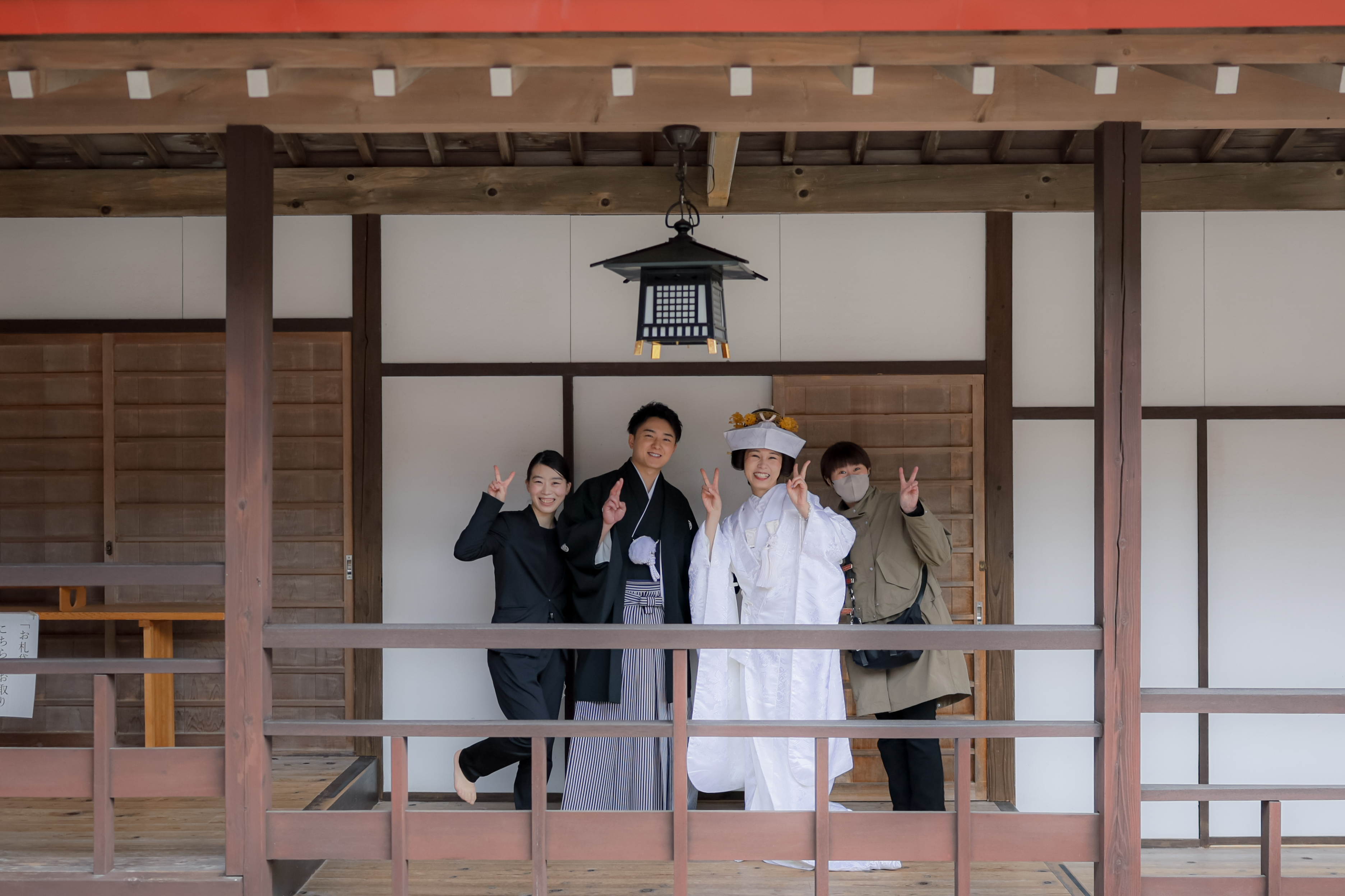 桜感じる神社での結婚式