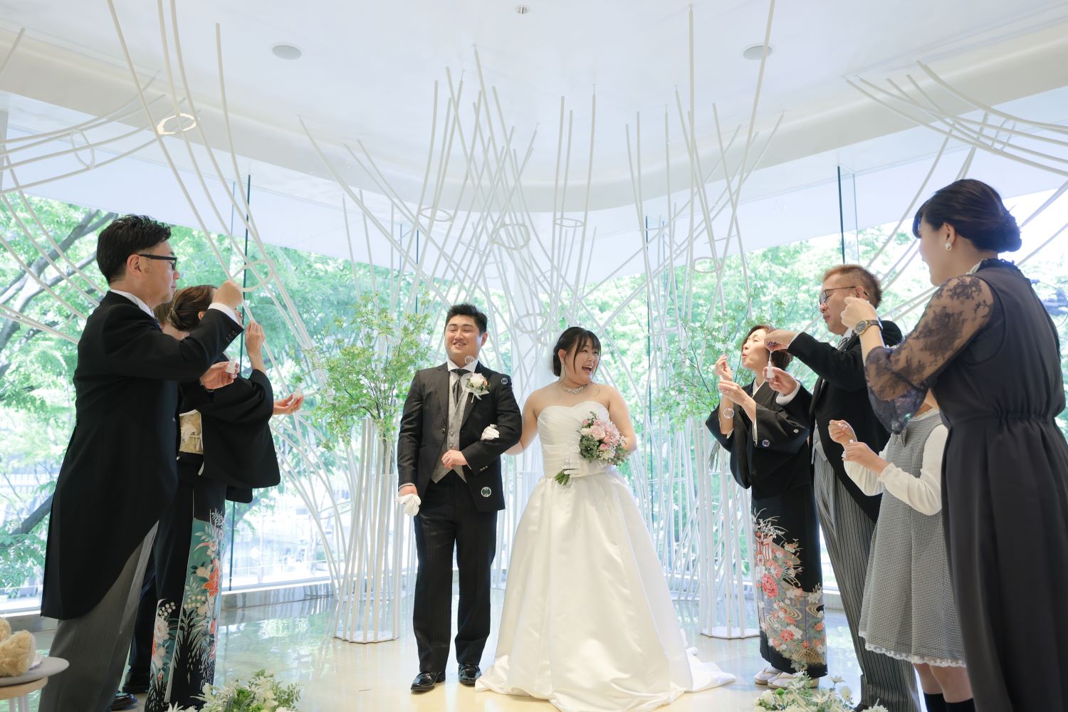 家族だけで行う「親孝行ウェディング」