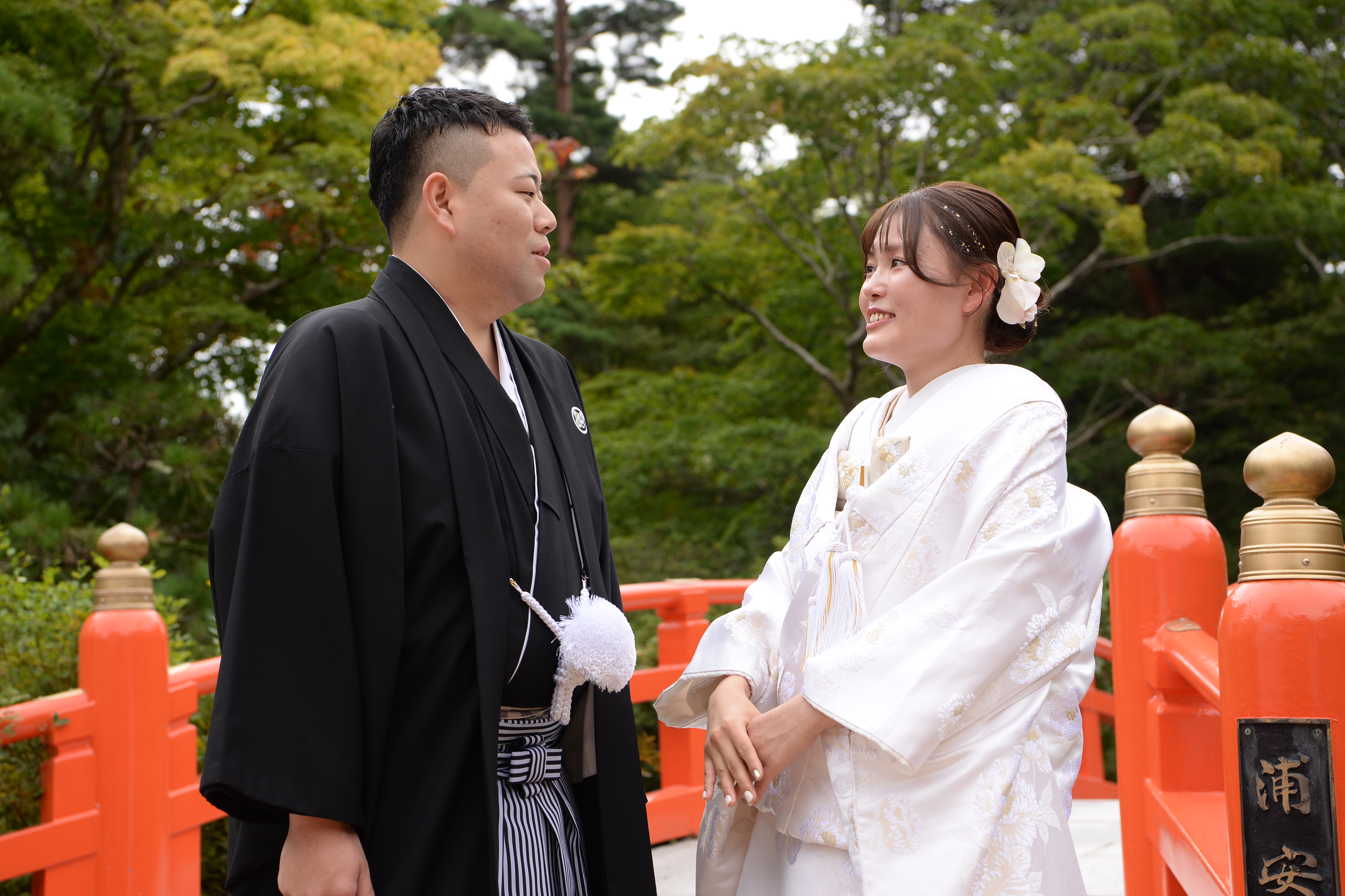 秋の神社式～白無垢で挙式、色打掛でロケーション撮影～
