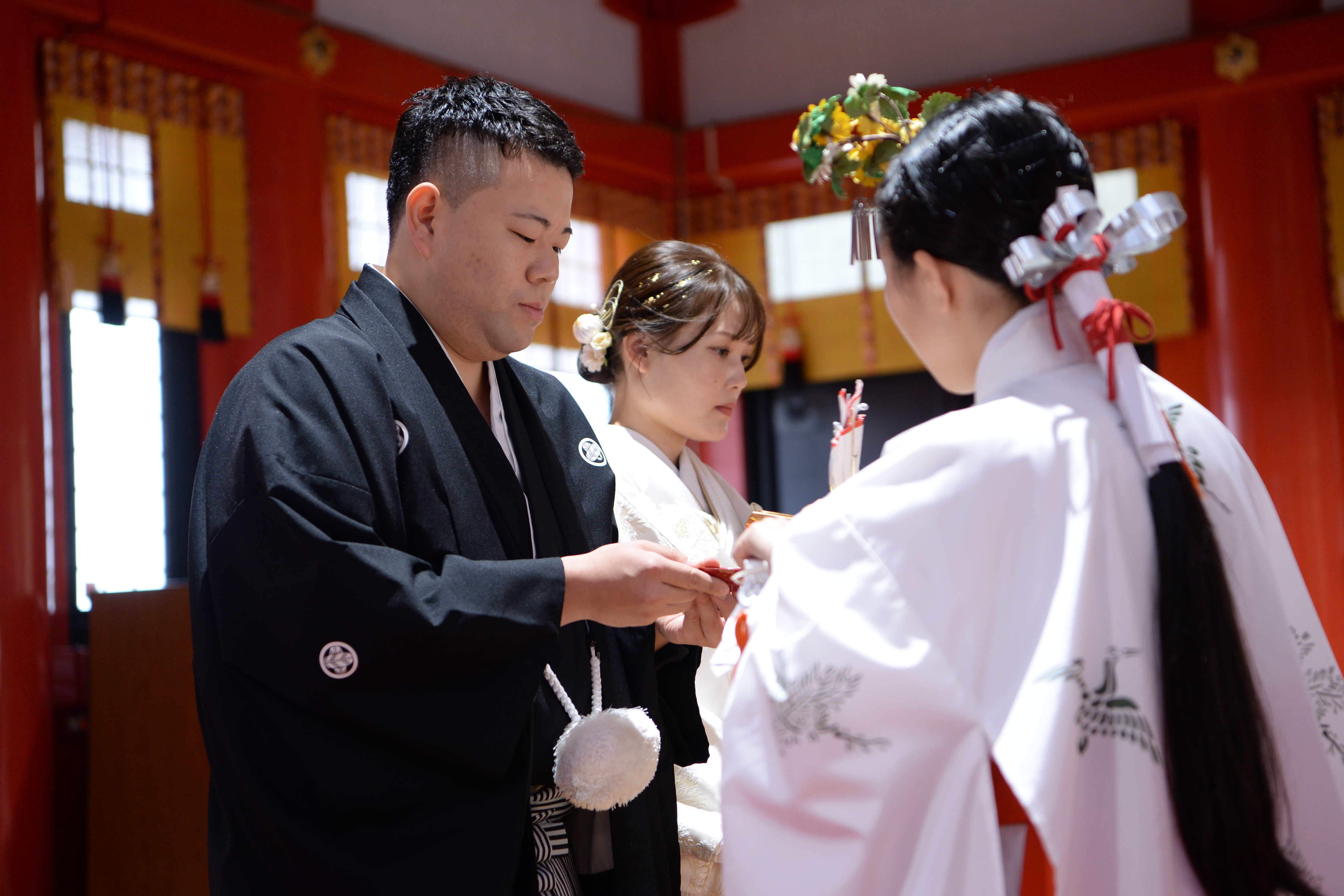 秋の神社式~白無垢で挙式、色打掛でロケーション撮影~