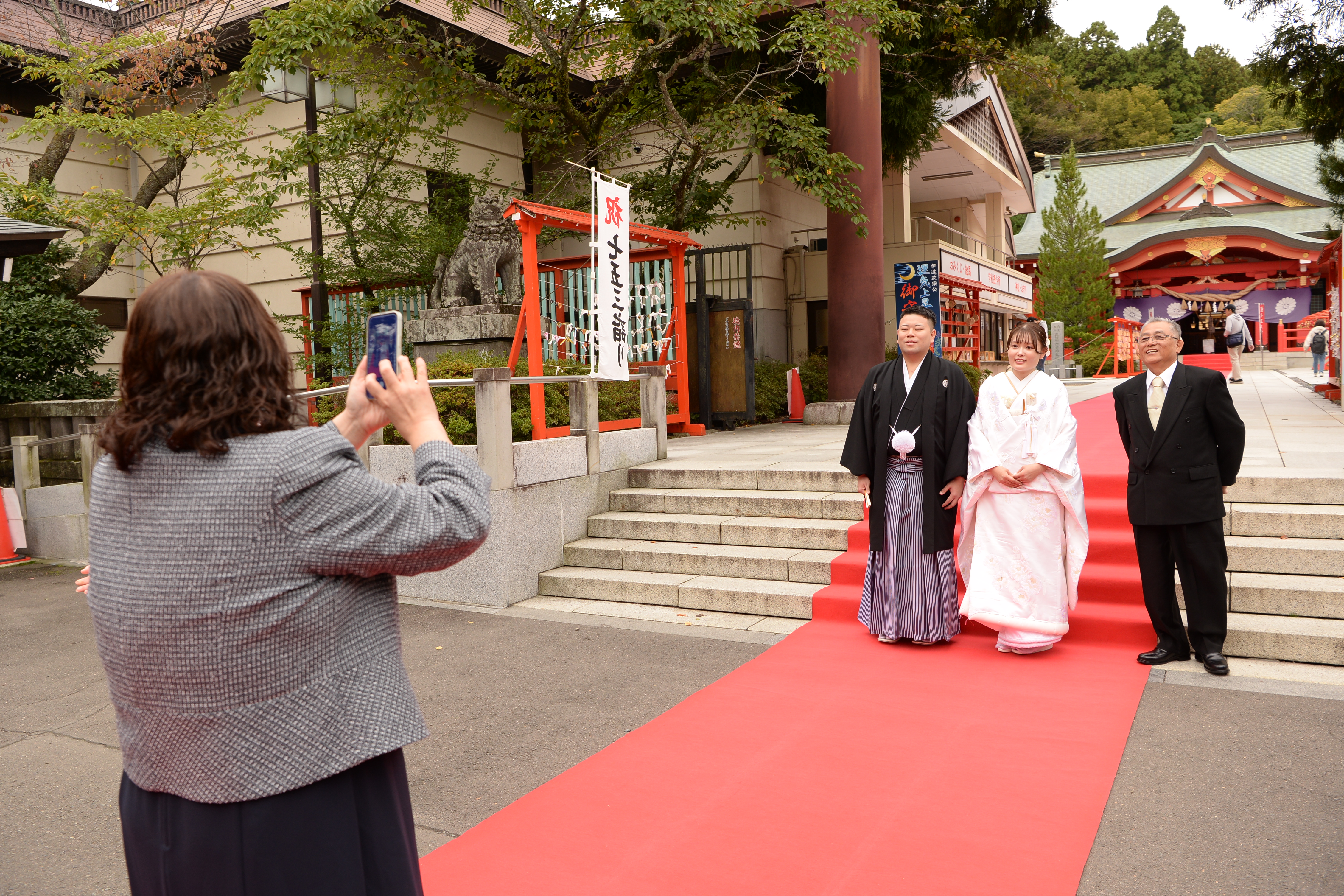 秋の神社式~白無垢で挙式、色打掛でロケーション撮影~