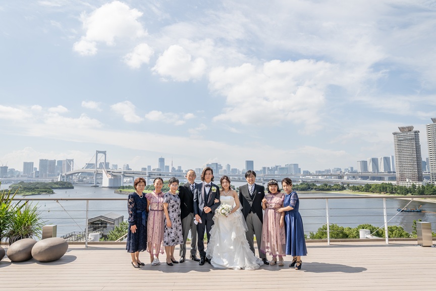 【小さな結婚式お台場店】夏の思い出に、お台場チャペルで挙式&フォトウエディング