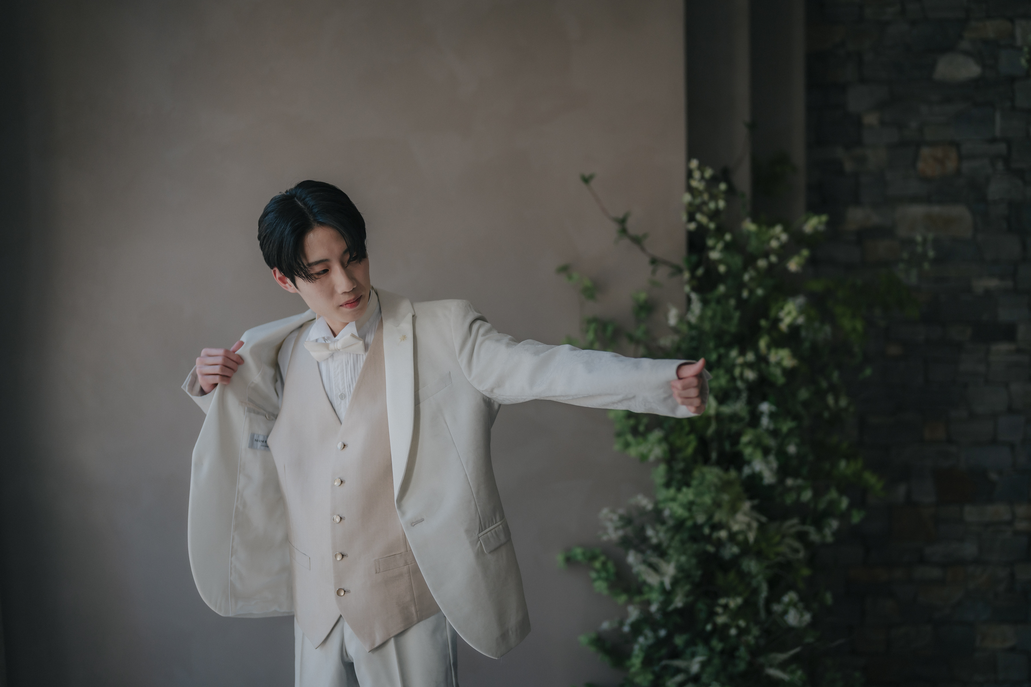 結婚式のメイクシーンとは?花嫁・新郎のお支度を彩る人気演出をご紹介♪