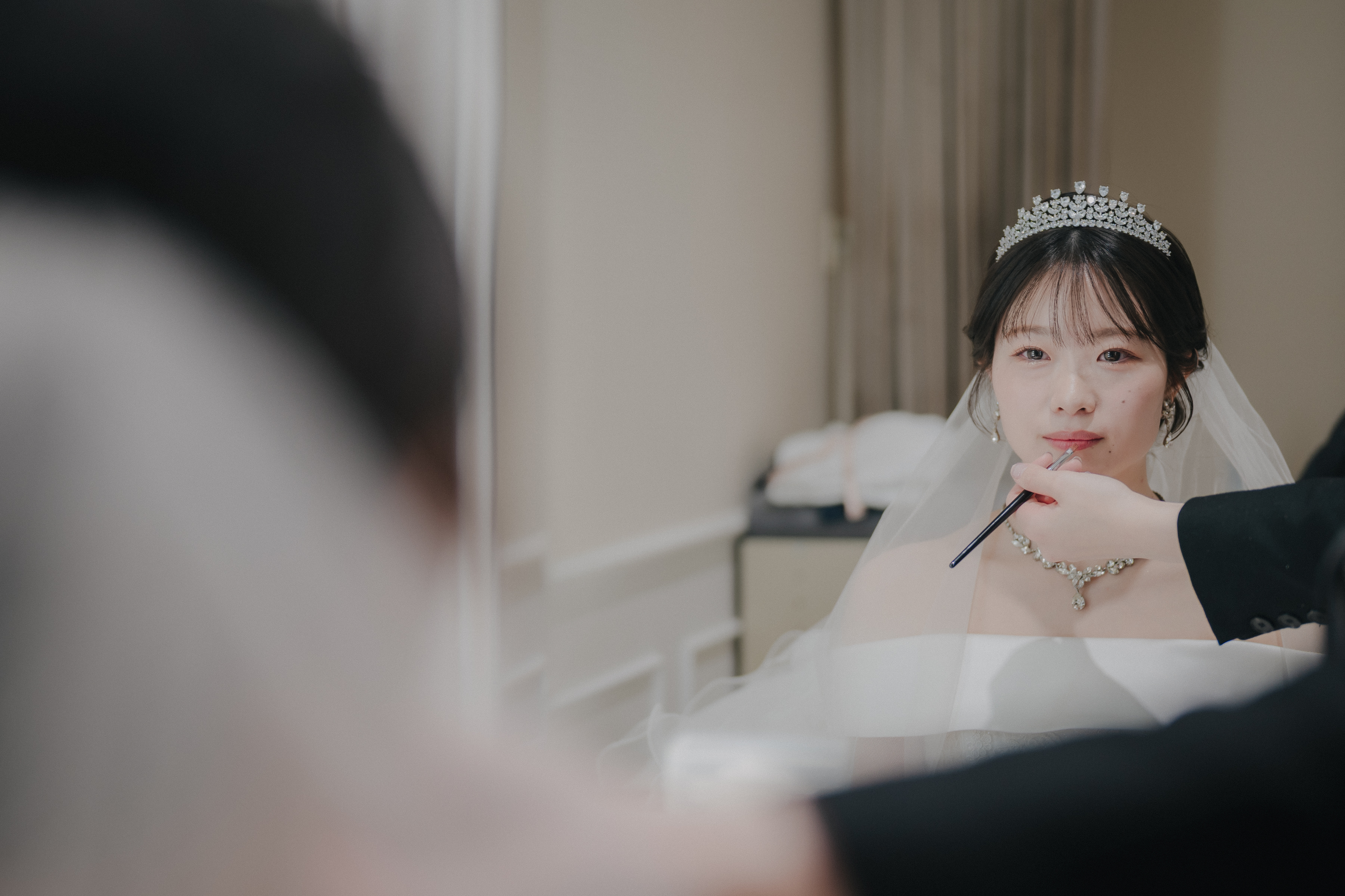 結婚式のメイクシーンとは？花嫁・新郎のお支度を彩る人気演出をご紹介♪