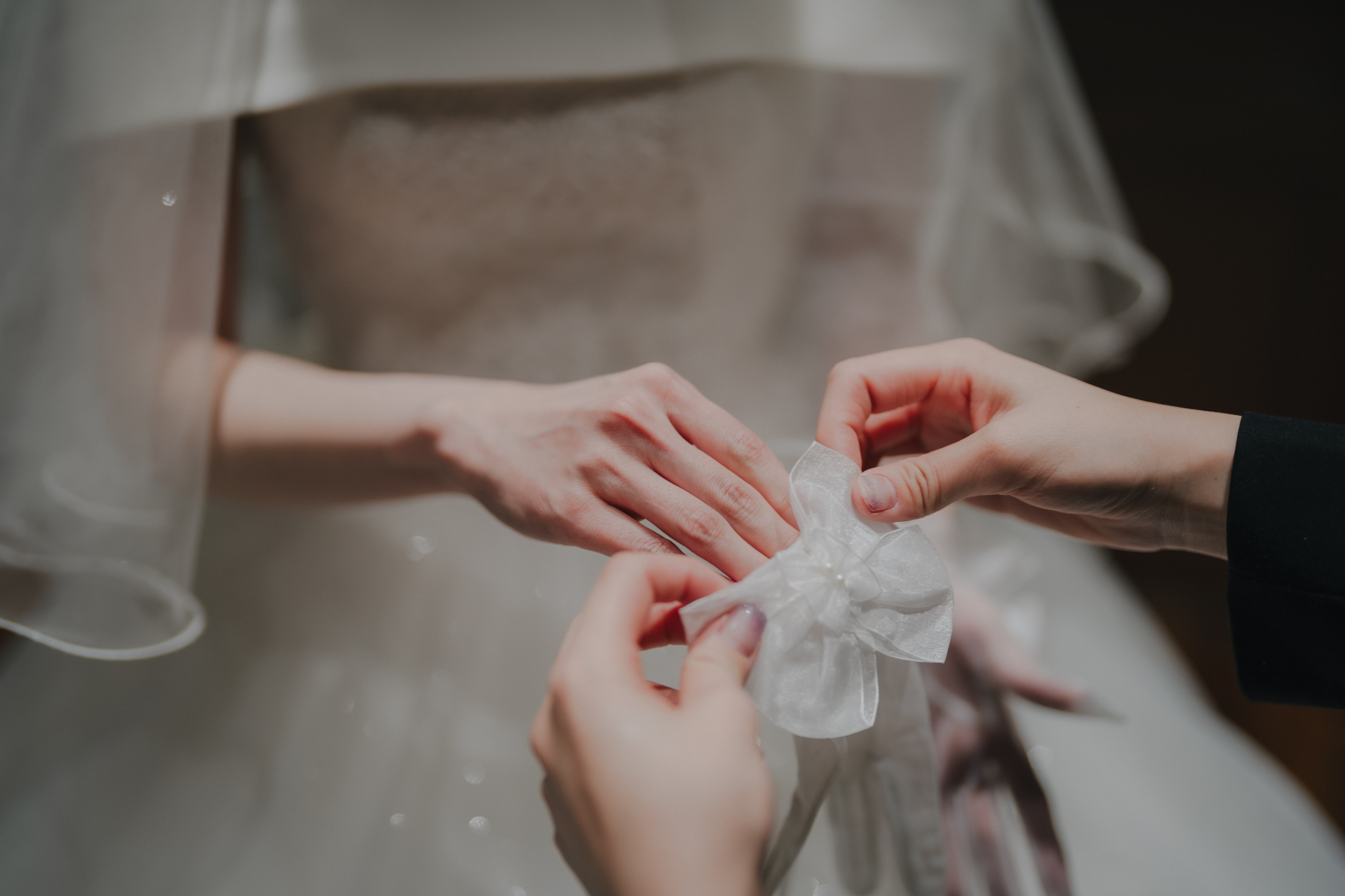 結婚式のメイクシーンとは?花嫁・新郎のお支度を彩る人気演出をご紹介♪