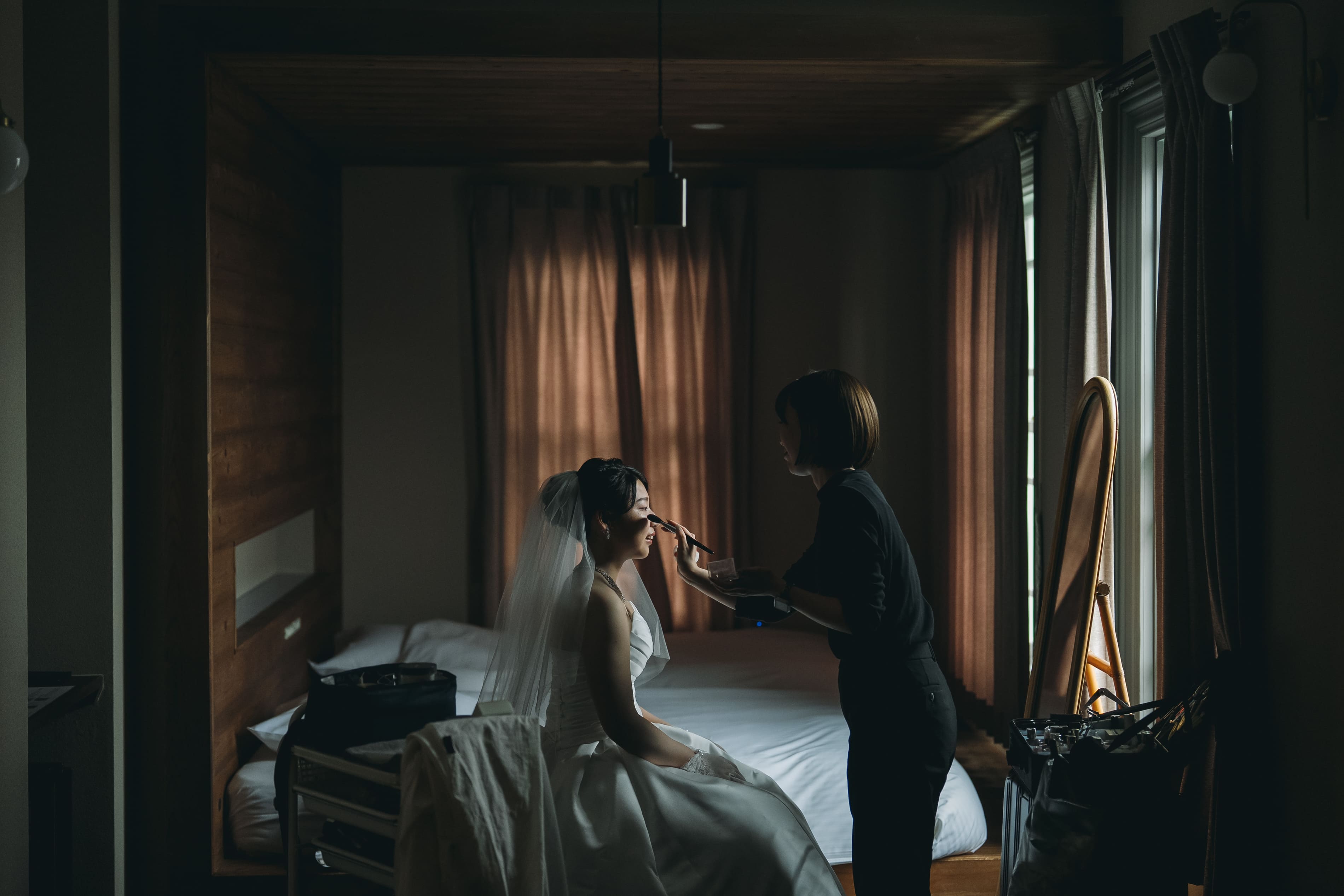 雨音と共に誓う、温かな古民家の人前式