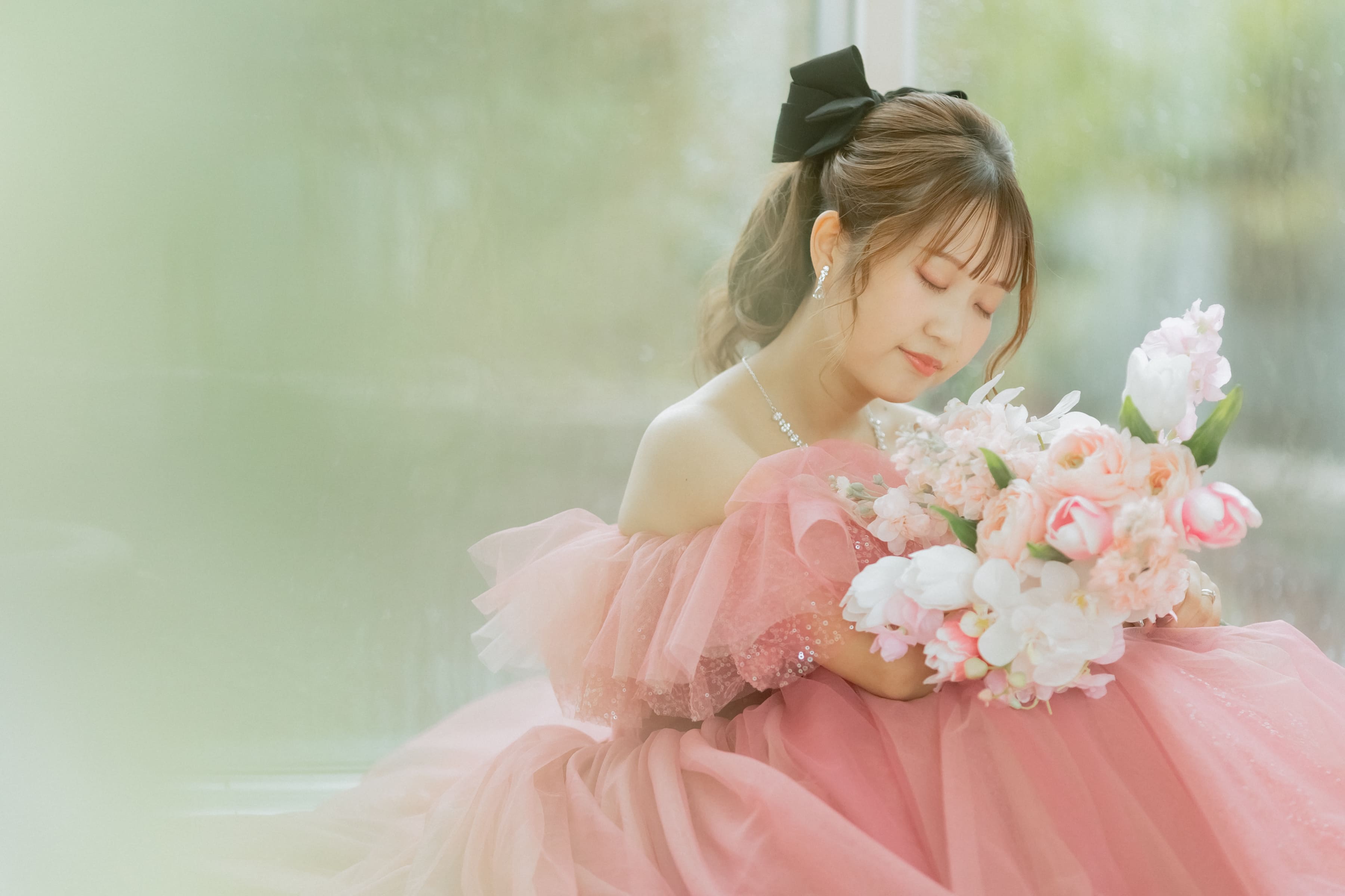 お二人きりの大切な時間♡ウェディングもカラードレスも♪