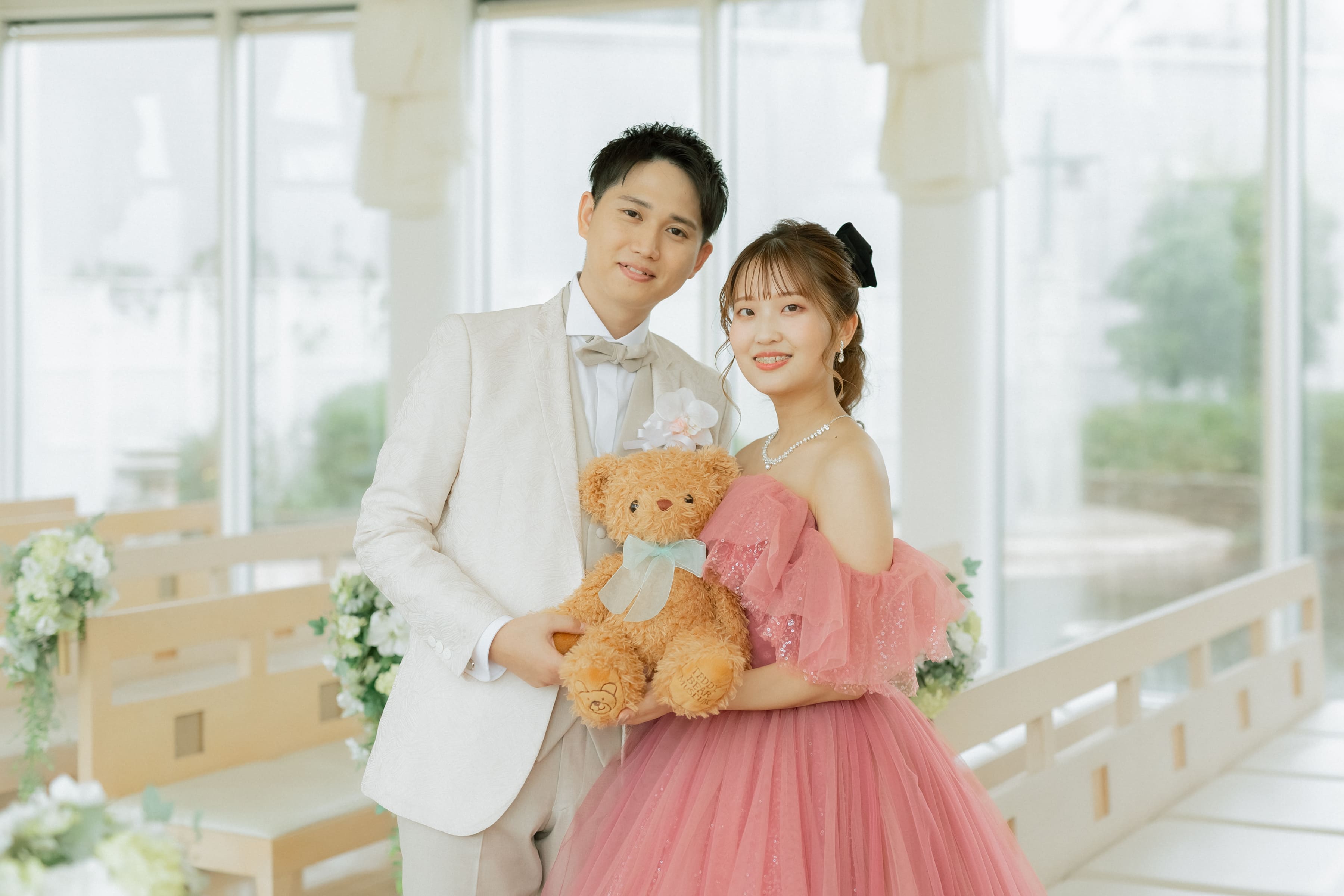 お二人きりの大切な時間♡ウェディングもカラードレスも♪