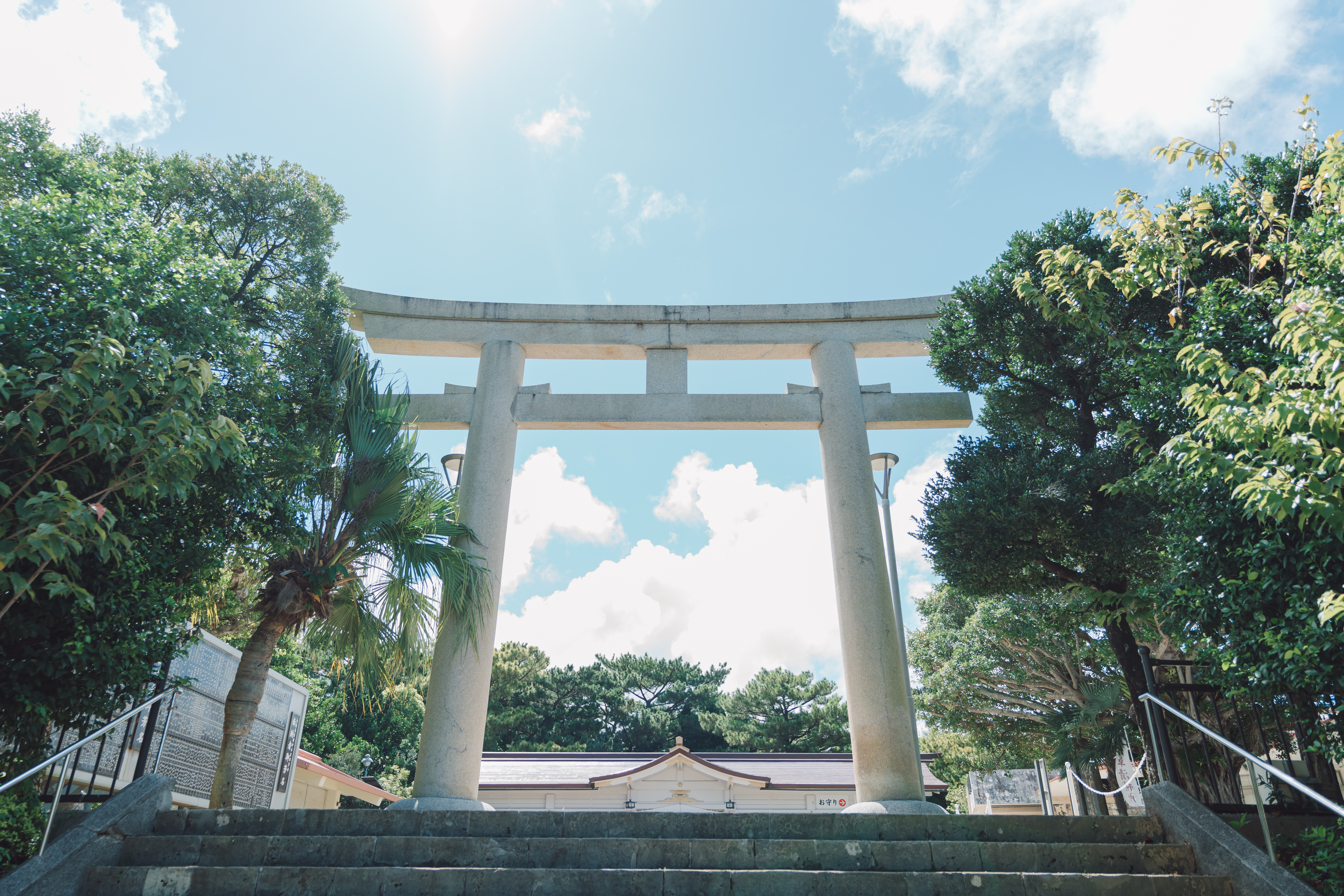 青い空と神前式～沖縄で伝統挙式～