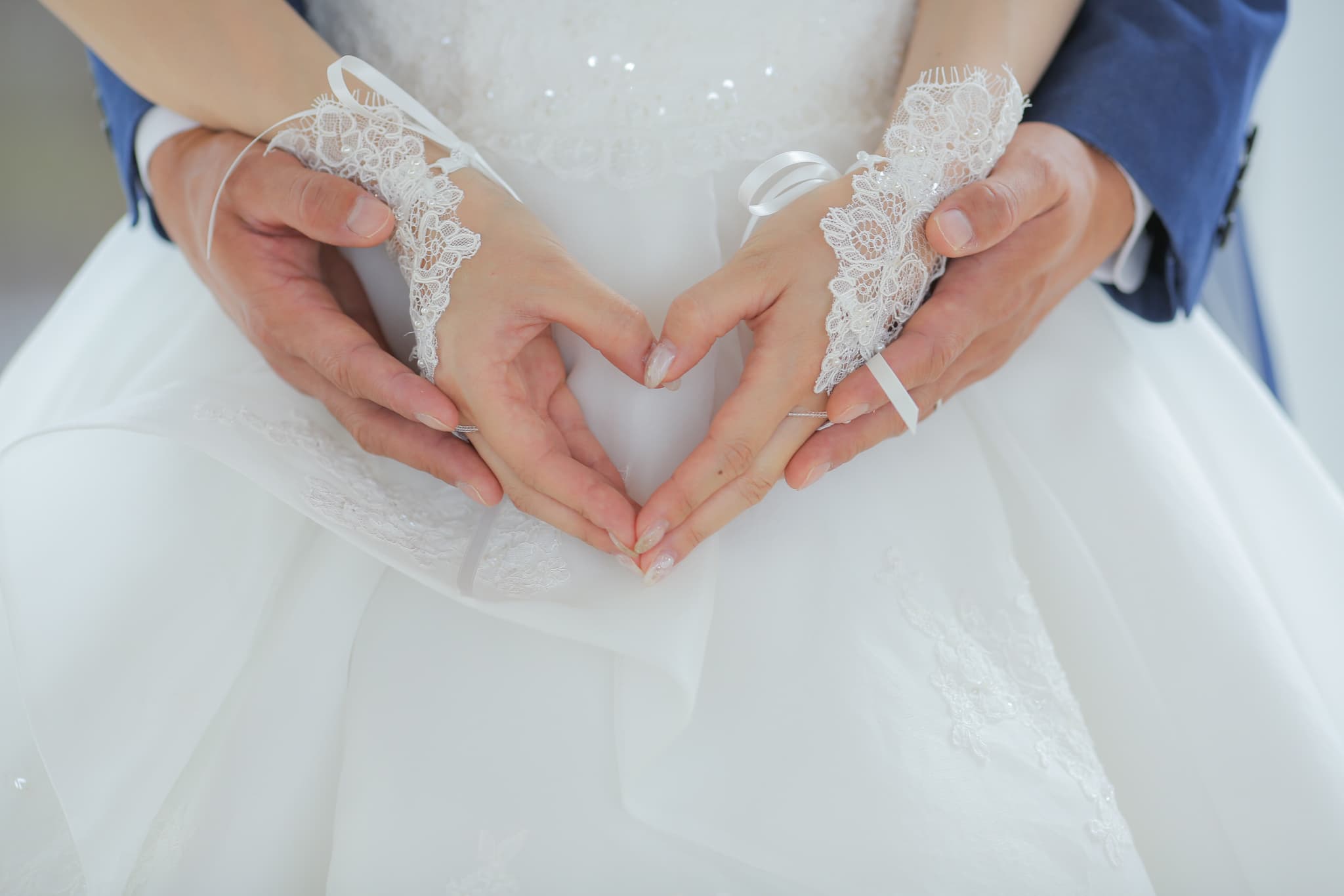 お腹のお子様と一緒に！マタニティウェディングの魅力♪