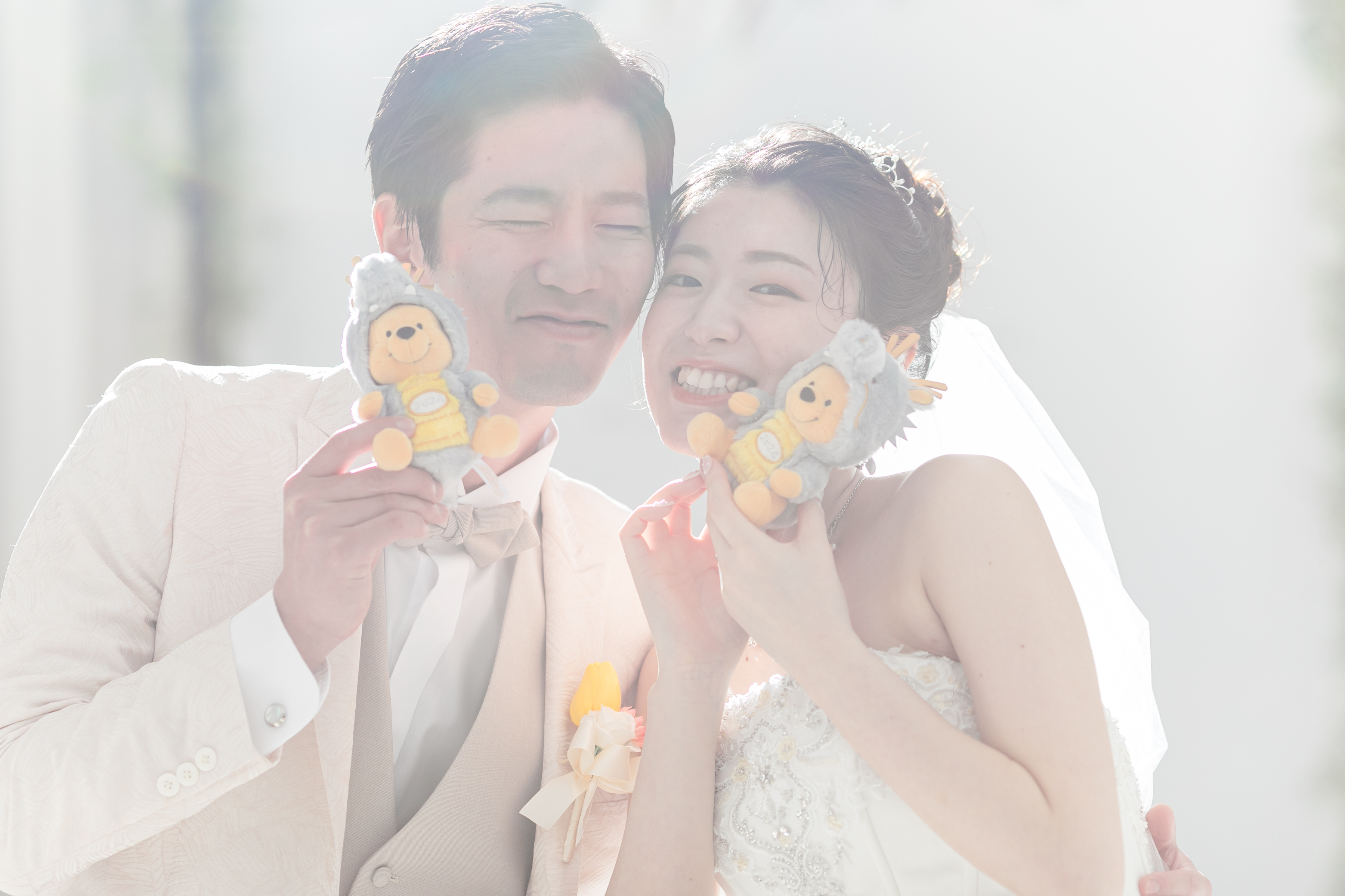写真撮影にはお二人らしいアイテムを添えて?