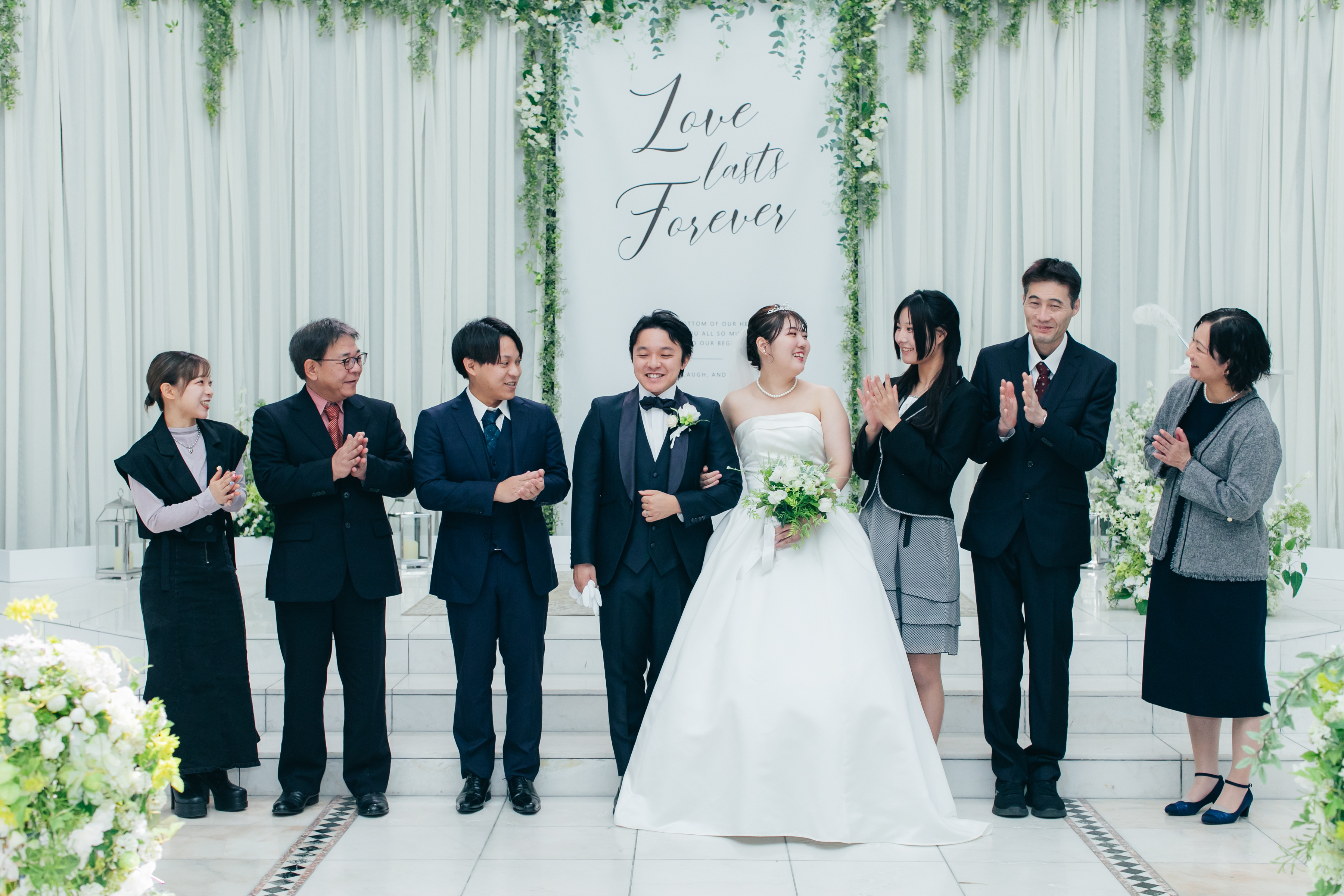 後悔しないために！結婚式のアルバムが絶対に必要なワケ??