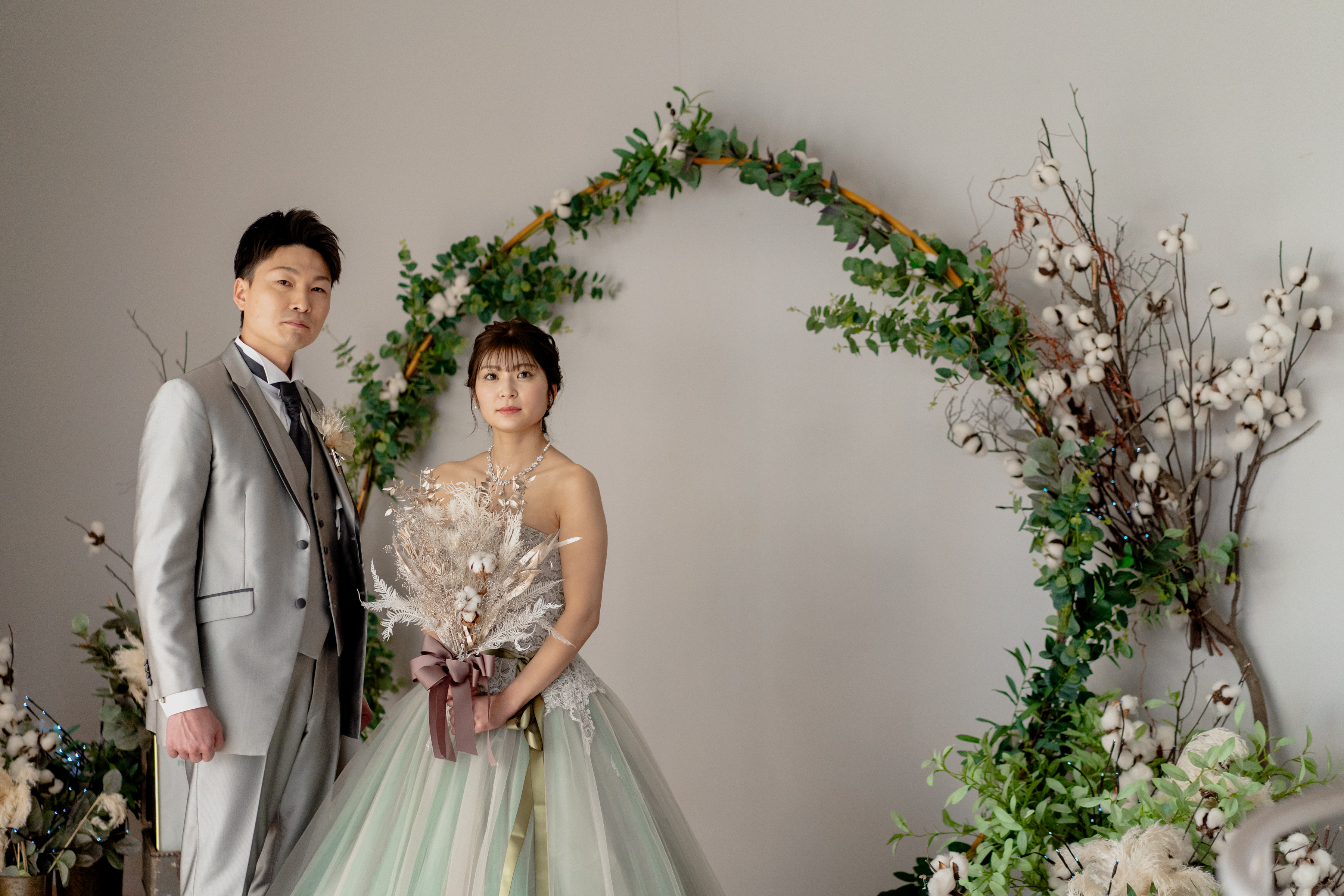 5分でイメージチェンジ！？オーバーカラードレスの魅力をご紹介♪