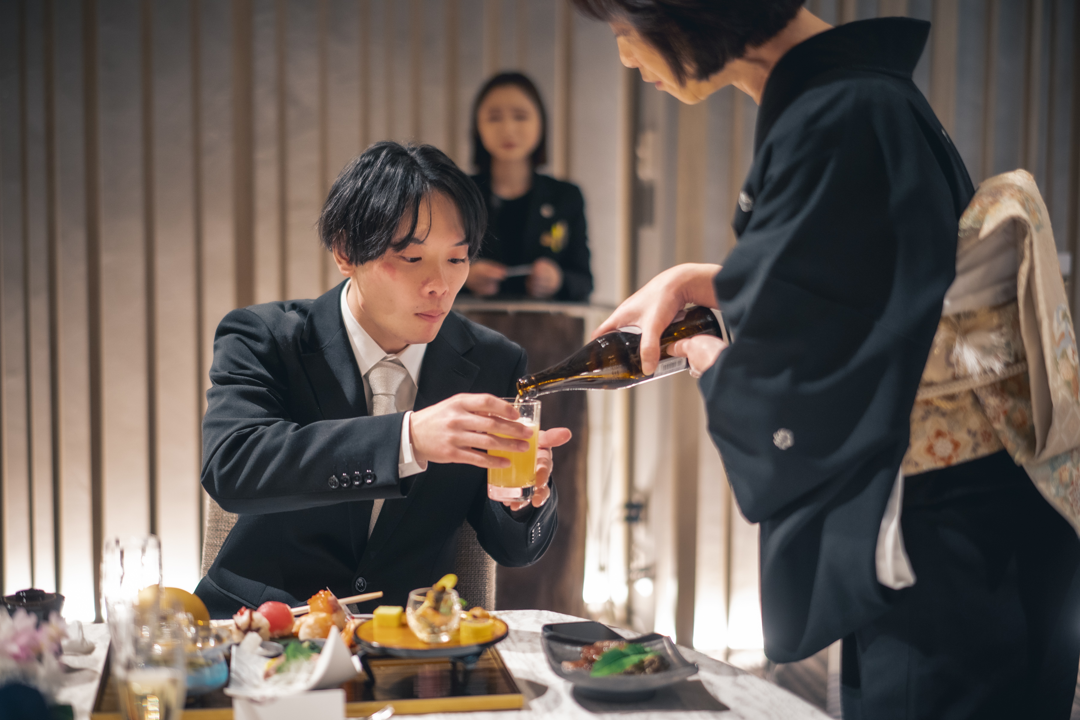 フォトウェディングの後はご家族様と会食も♪