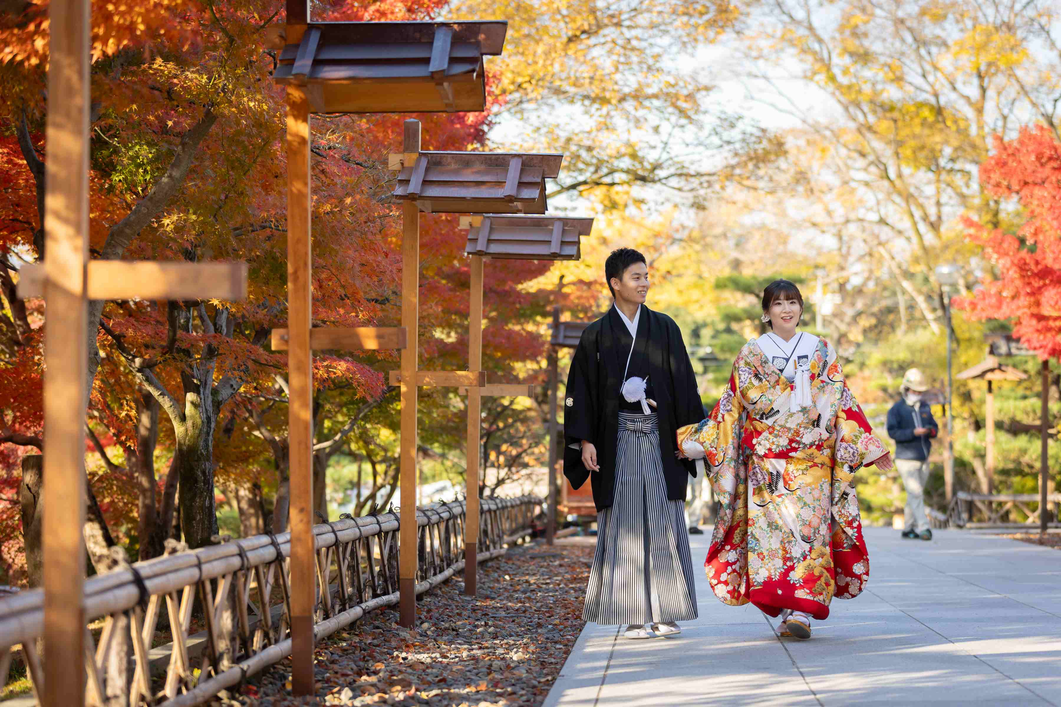 まだ間に合います！小さな結婚式京都店で紅葉ロケーションフォト