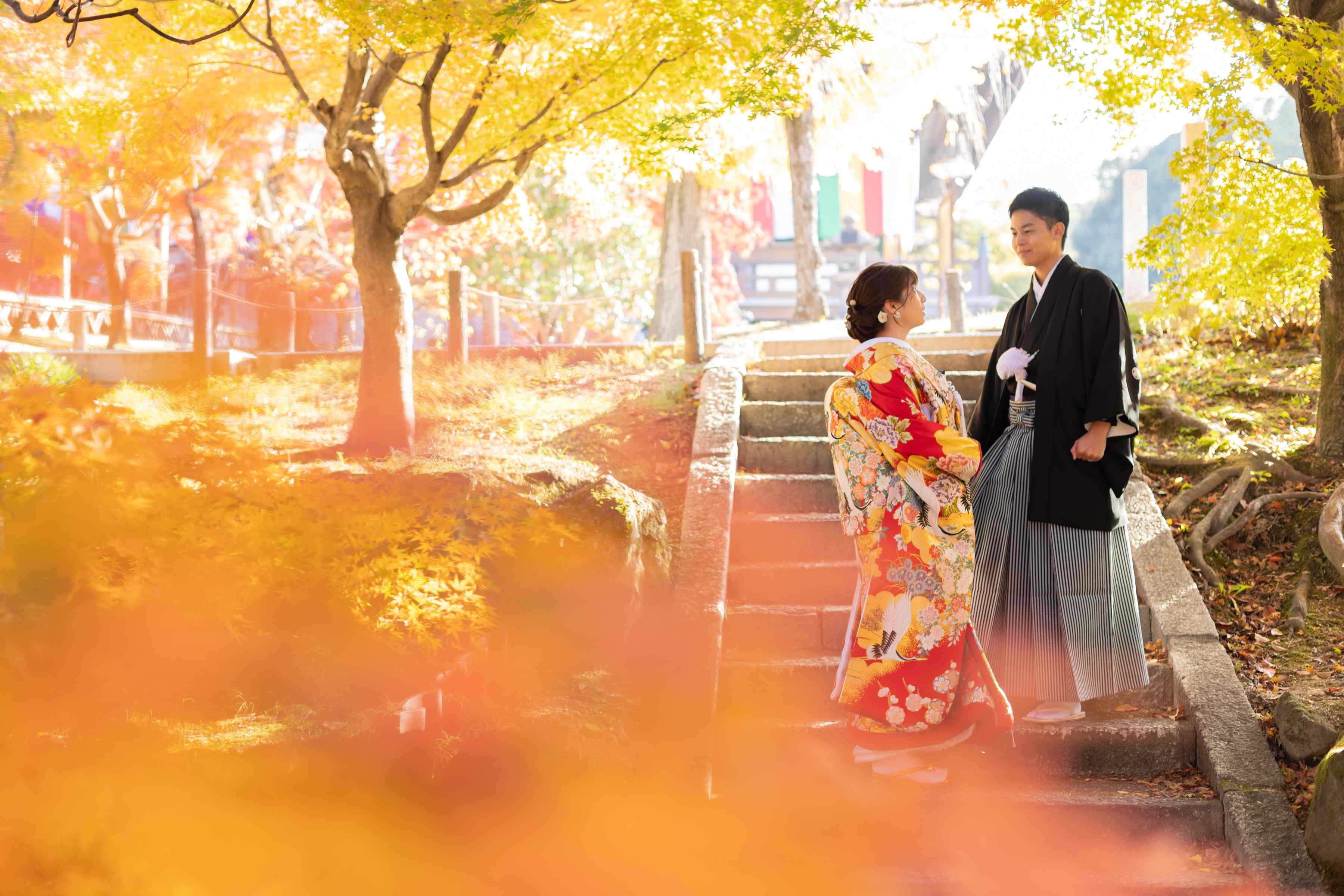 まだ間に合います！小さな結婚式京都店で紅葉ロケーションフォト