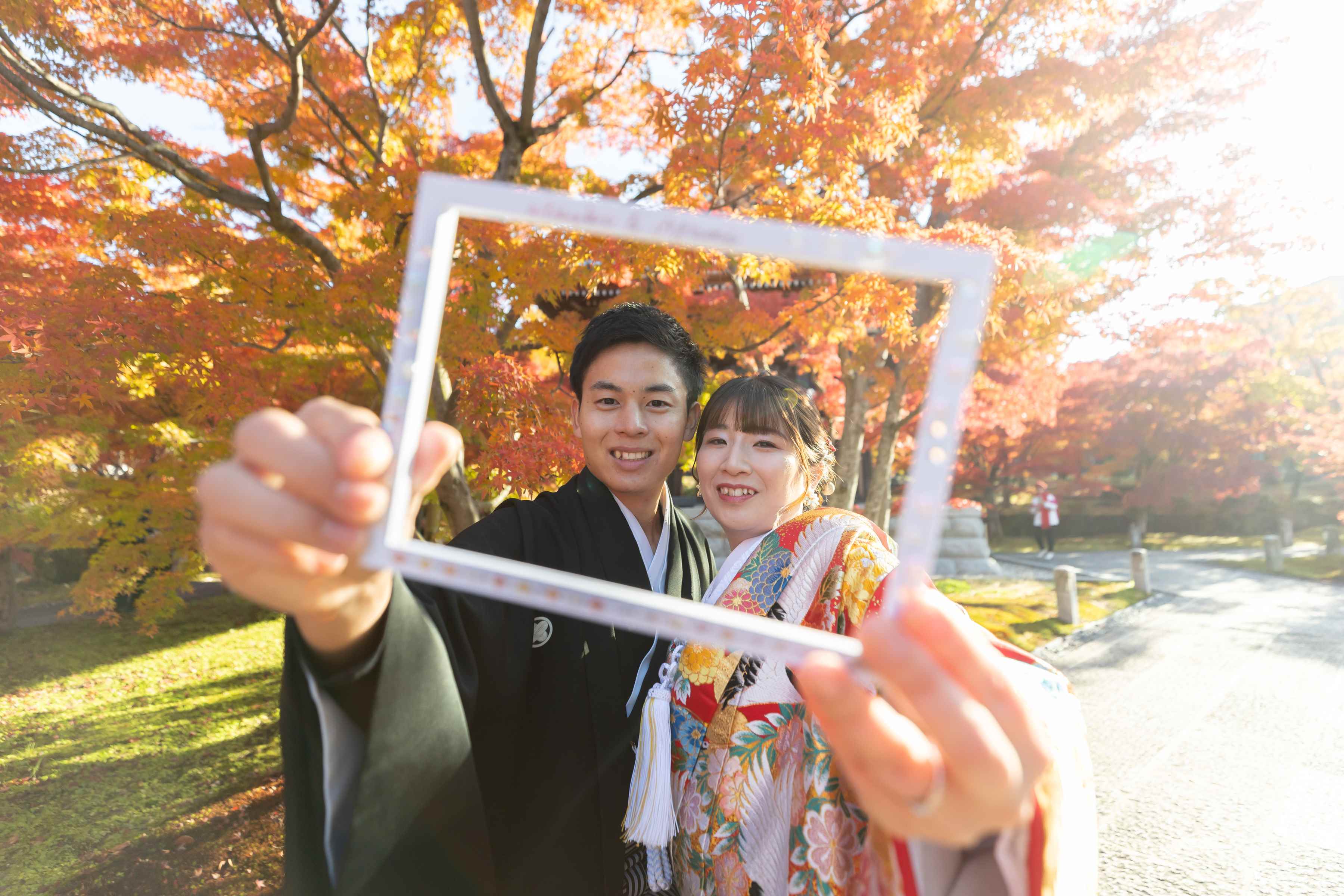 まだ間に合います！小さな結婚式京都店で紅葉ロケーションフォト