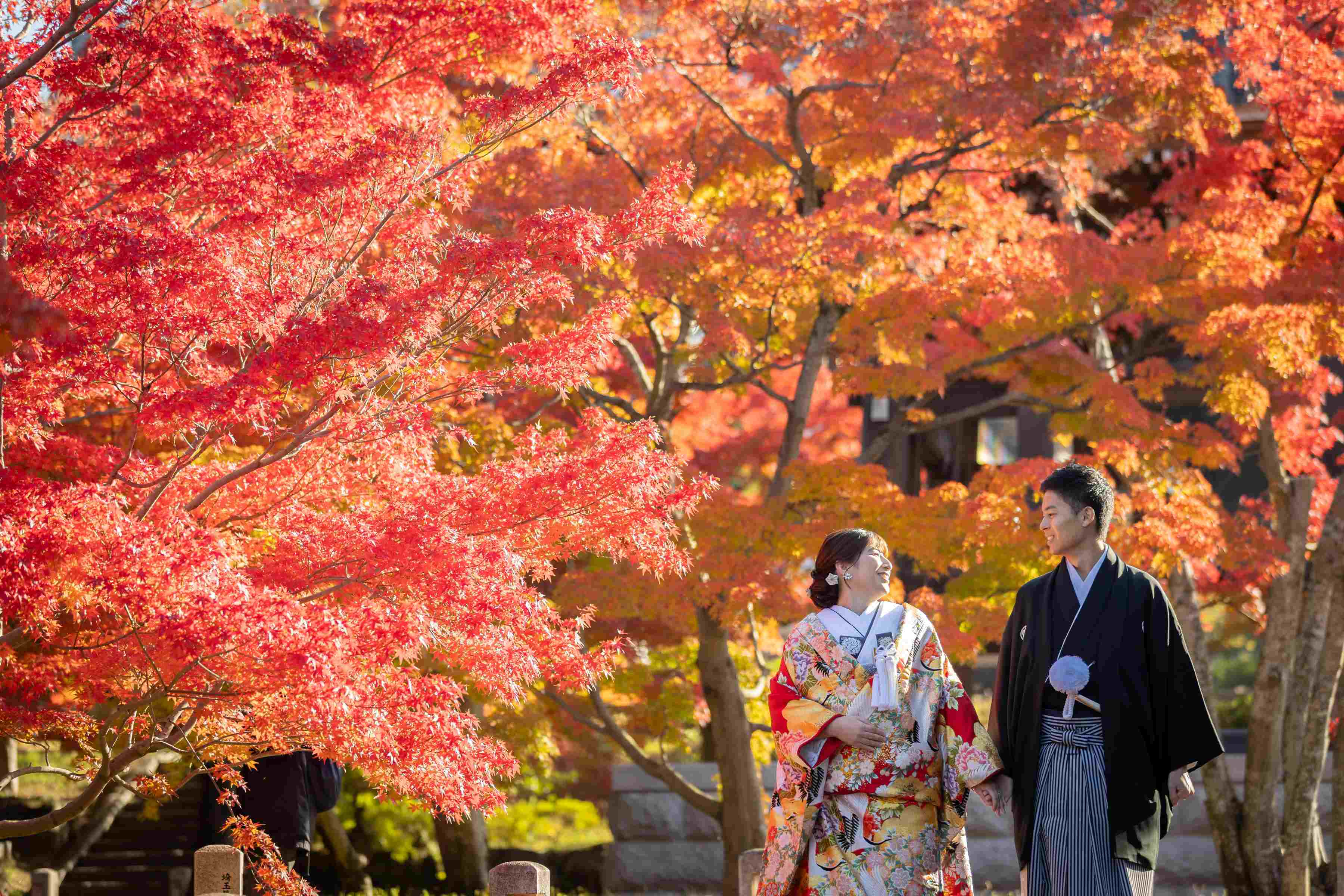 まだ間に合います！小さな結婚式京都店で紅葉ロケーションフォト