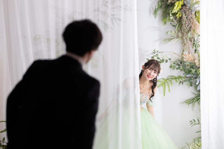 熊本チャペル　フォトウエディングレポート　No.52　カラードレスでスタジオフォト