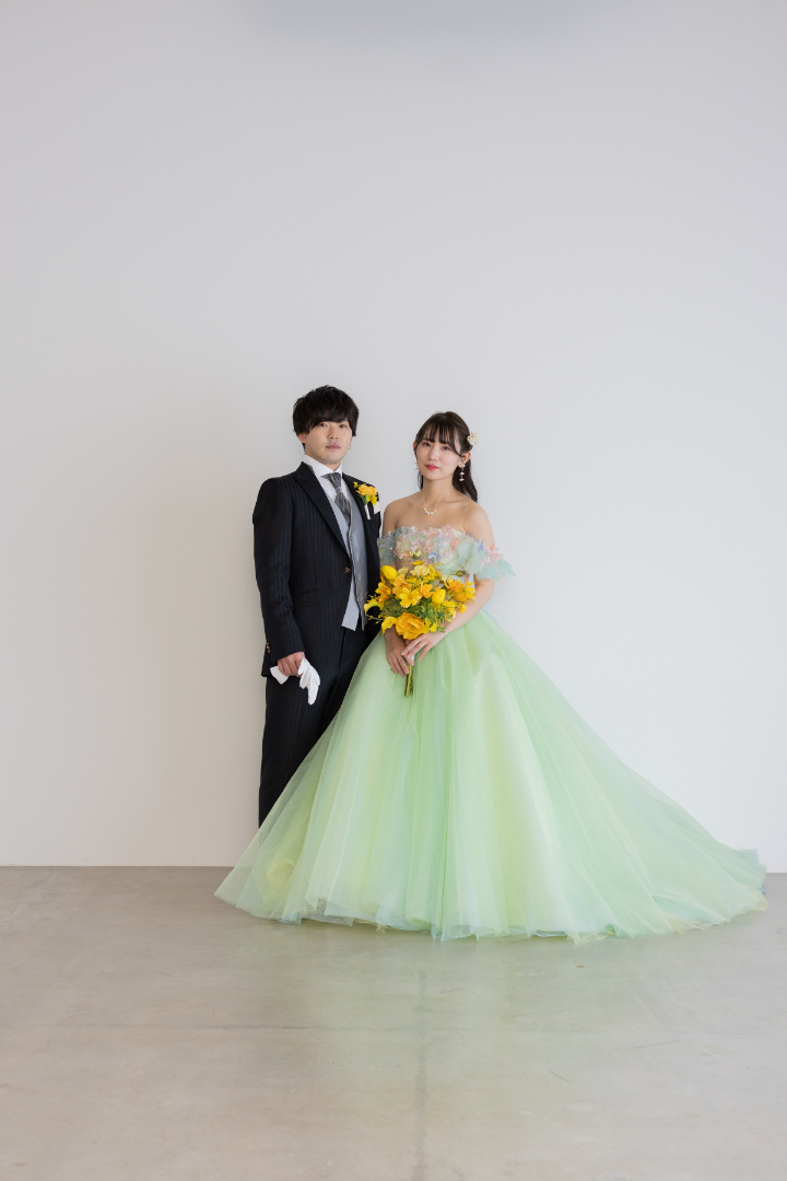 熊本チャペル　フォトウエディングレポート　No.52　カラードレスでスタジオフォト