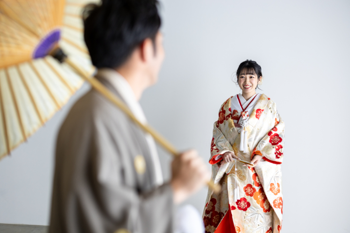 熊本チャペル　フォトウエディングレポート　No.48　色打掛でスタジオ前撮り（ファミリーフォト）