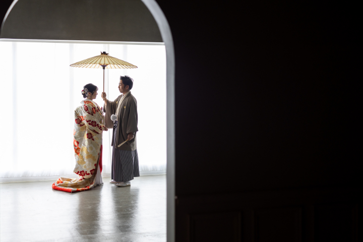 熊本チャペル　フォトウエディングレポート　No.48　色打掛でスタジオ前撮り（ファミリーフォト）