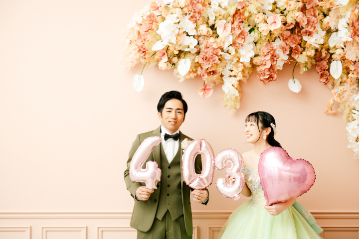 熊本チャペル　フォトウエディングレポート　No.49　カラードレスでスタジオ前撮り（ファミリーフォト）