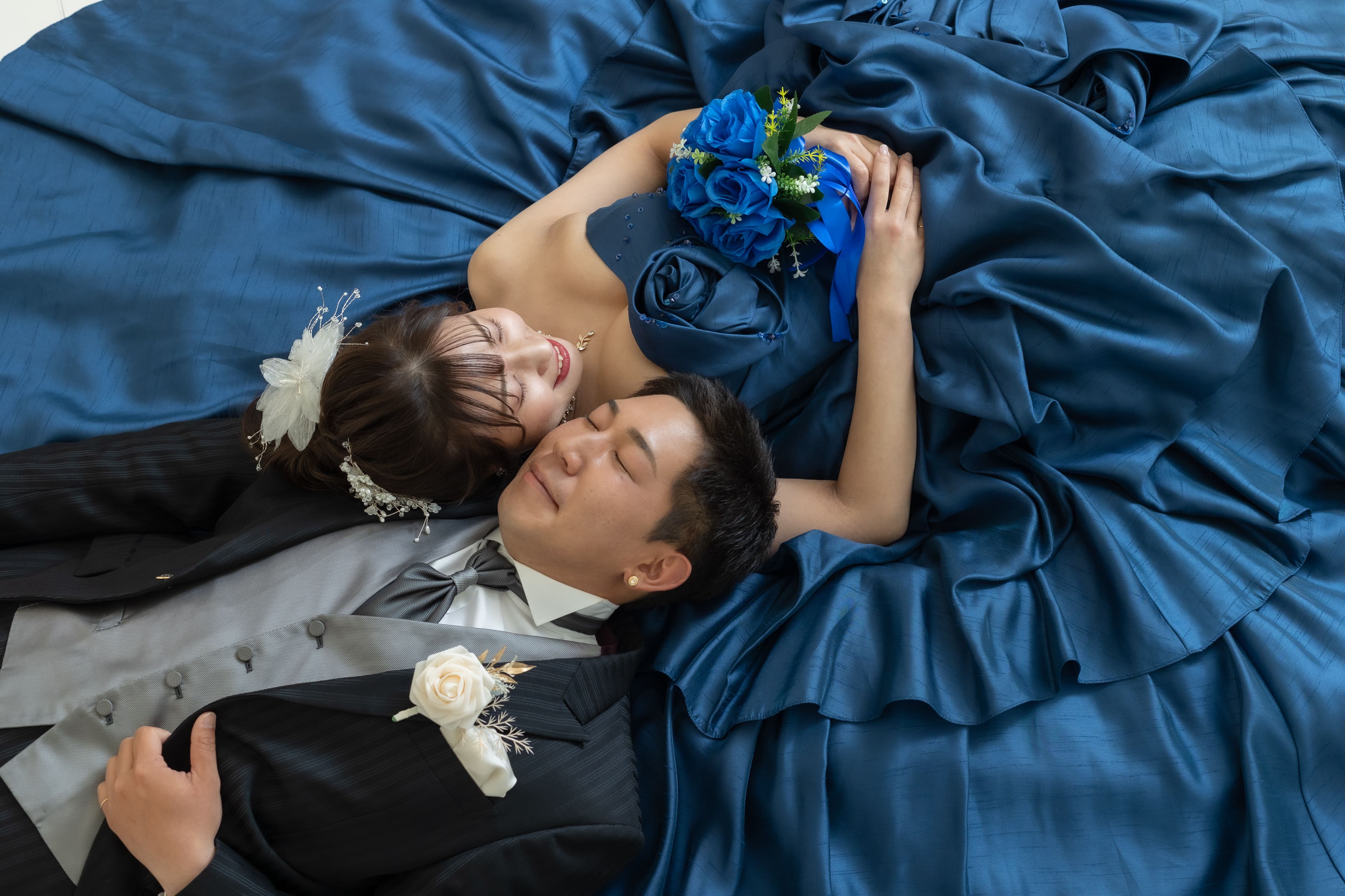 贅沢に和装・洋装も着て、一生の思い出残るお写真残しませんか？