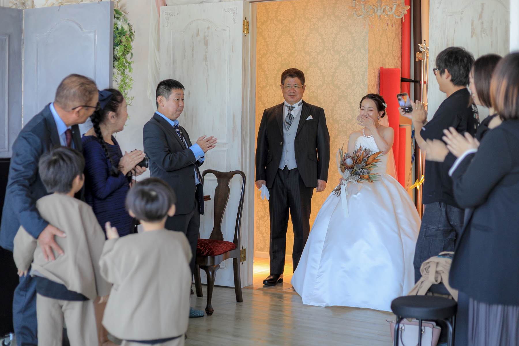 家族からのサプライズフォト✨～宮崎スタジオ～