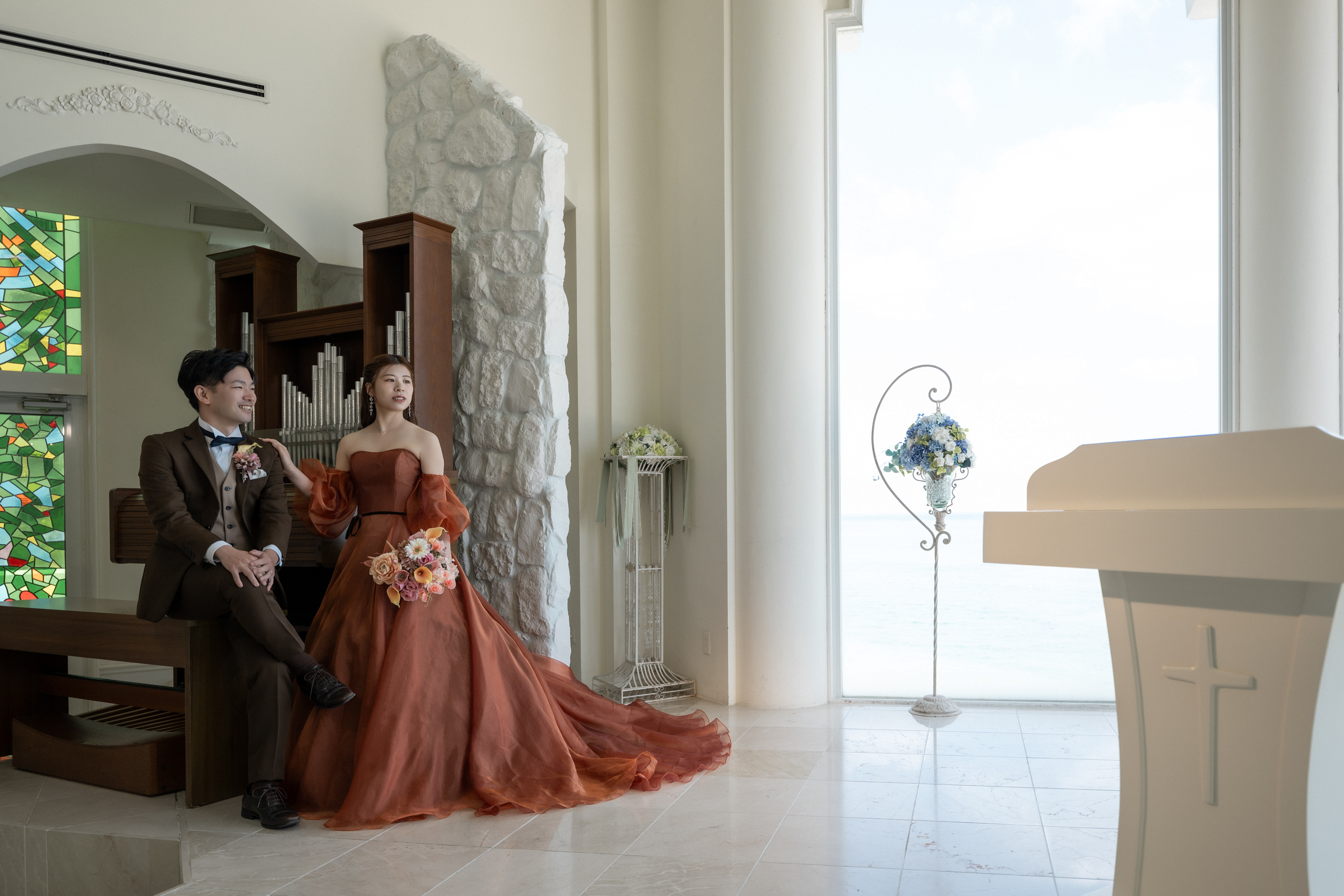 沖縄旅行で叶えた、海と光に包まれる後撮りフォトウエディング