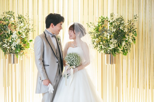 【洋装２点フォト】ウエディングドレスと、カラードレスでのプチロケーション撮影