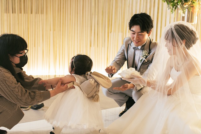 【洋装２点フォト】ウエディングドレスと、カラードレスでのプチロケーション撮影