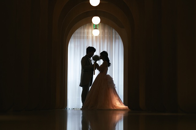 【洋装２点フォト】ウエディングドレスと、カラードレスでのプチロケーション撮影