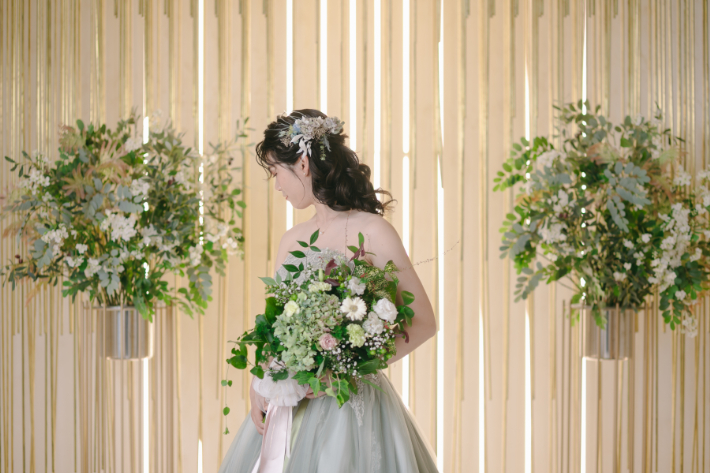 ドレス、タキシード、ブーケの色味を合わせたリンクコーデ💓