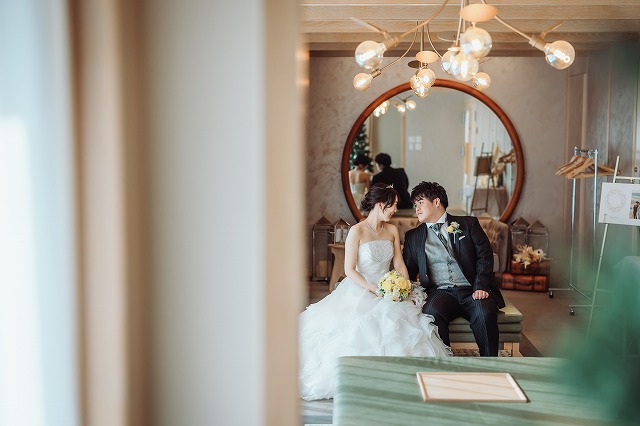 ４着フォトウエディング！プチロケーション撮影あり。