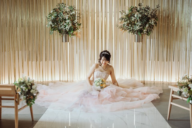 ４着フォトウエディング！プチロケーション撮影あり。