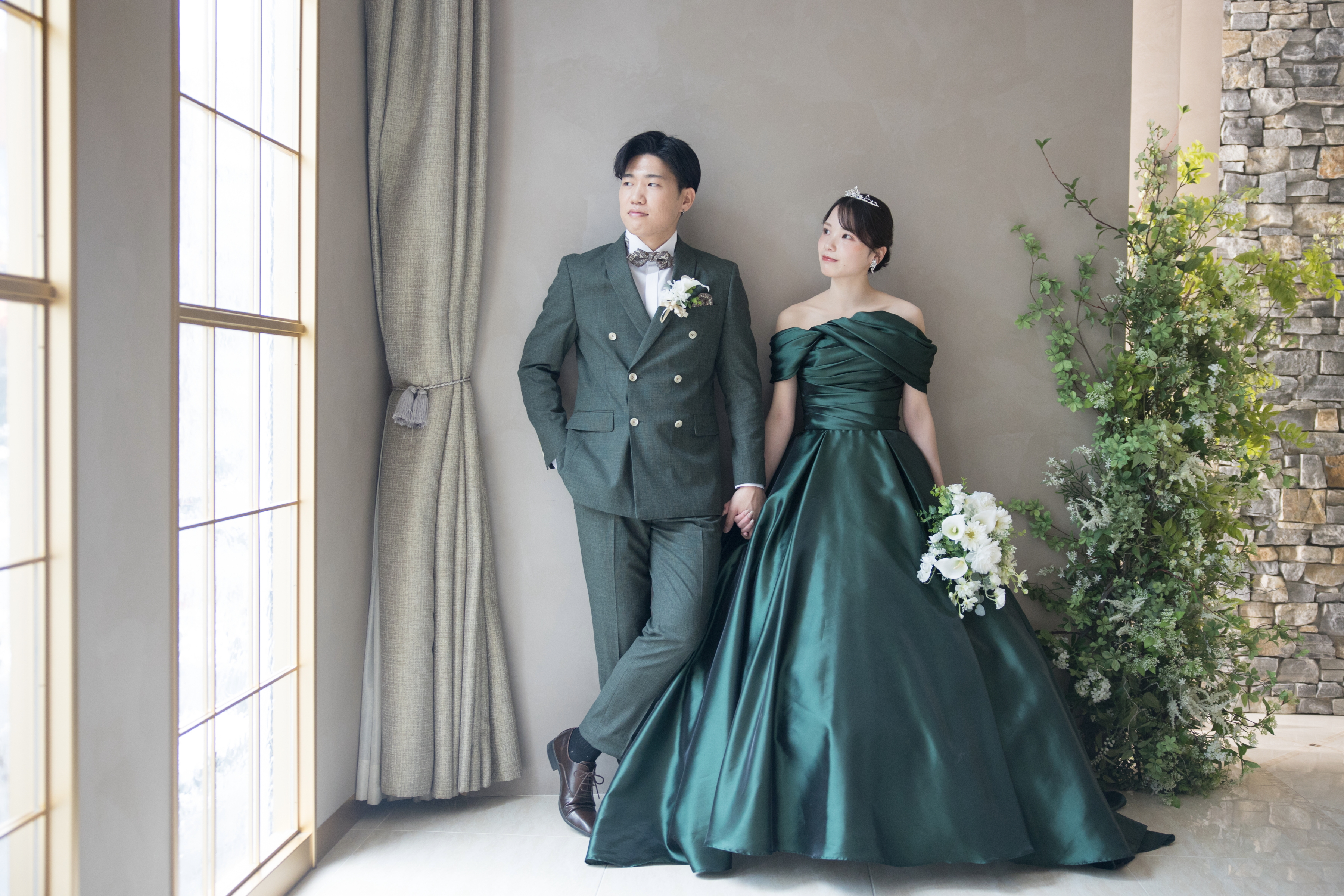 グリーンで彩る、ナチュラル&上品なフォトウェディング