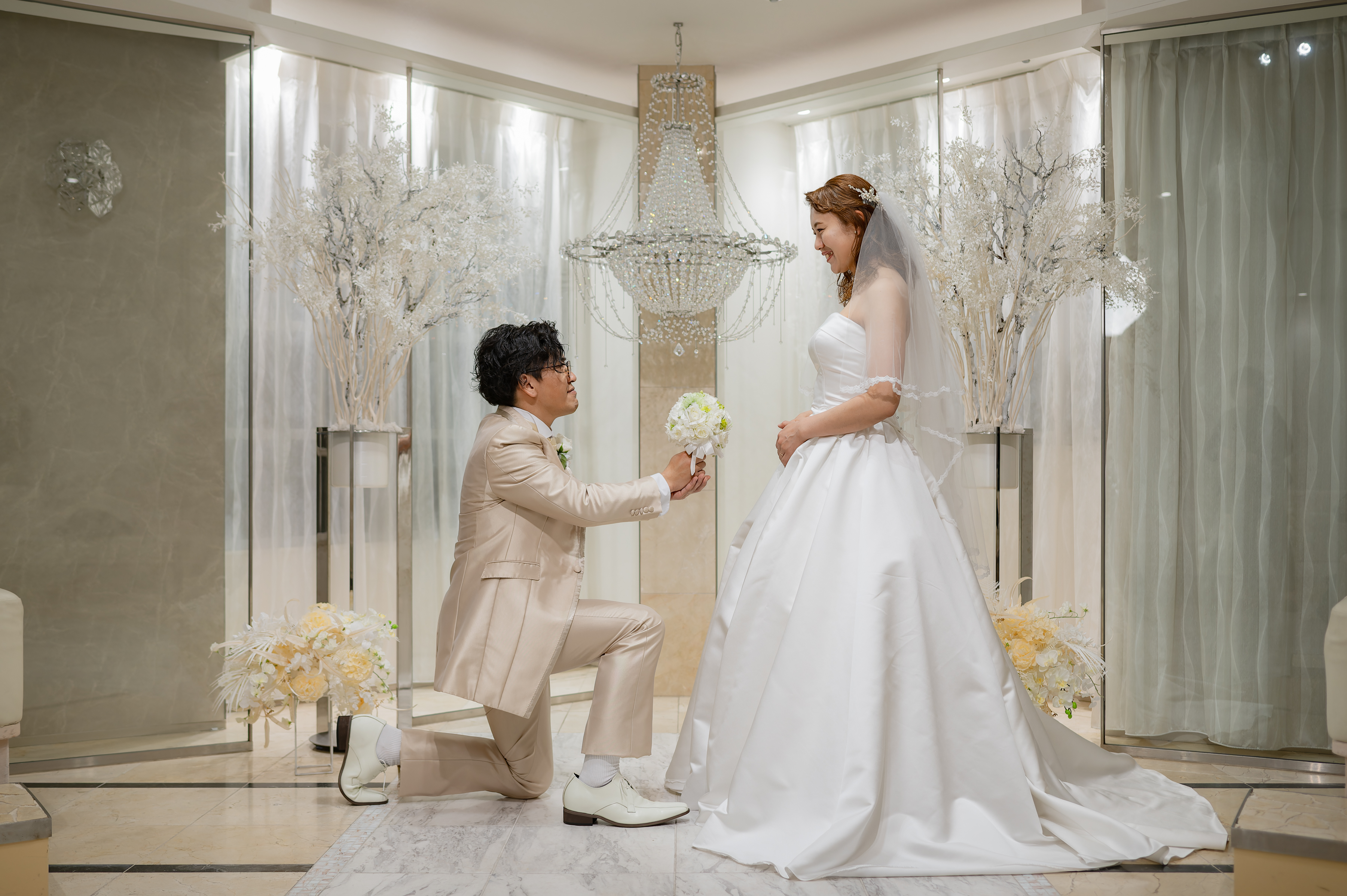 たった5分でイメージチェンジ！！オーバーカラードレスのご紹介♪